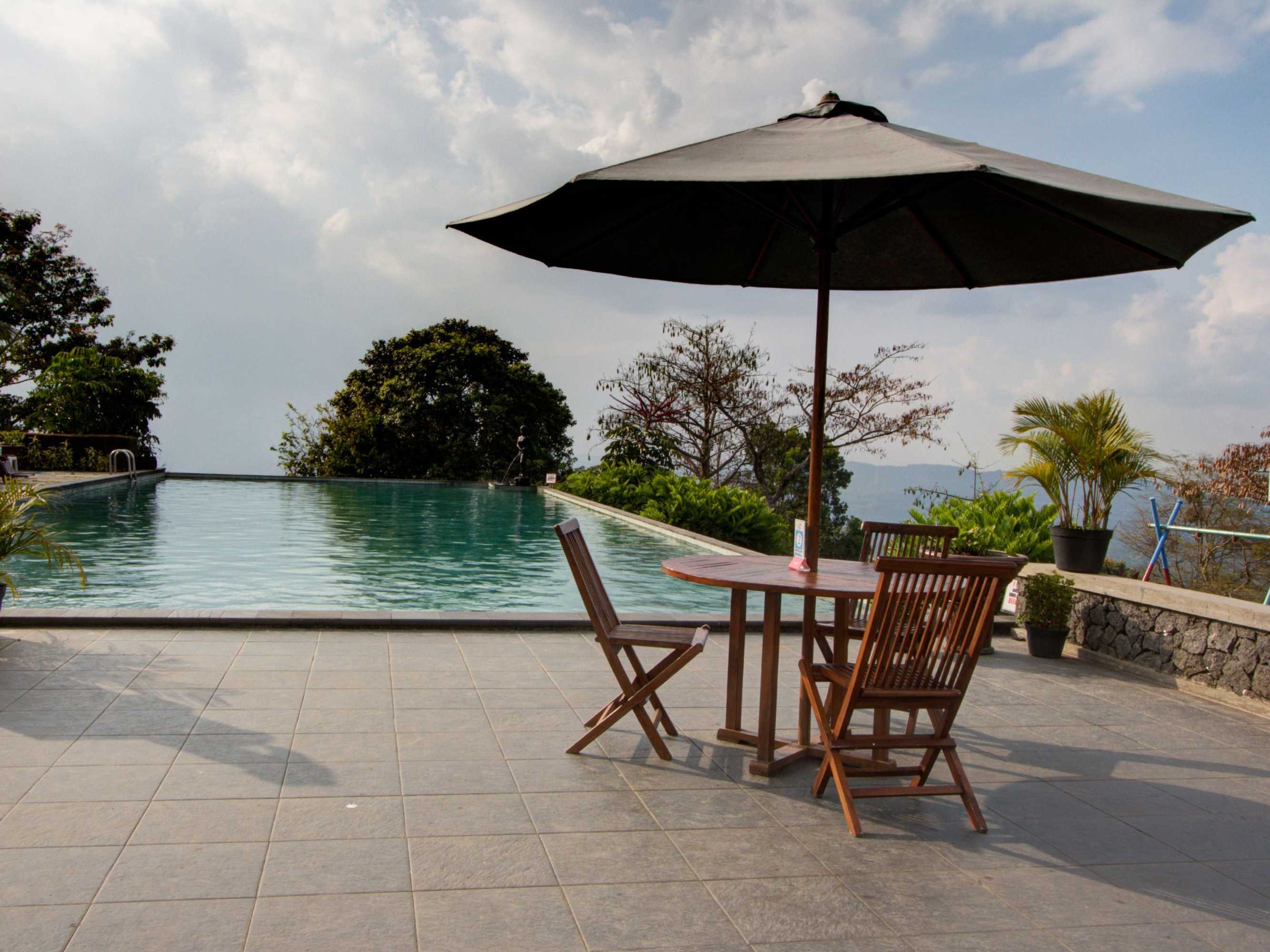 Gift card for D'emmerick Salib Putih Hotel Salatiga Gift card for D'emmerick Salib Putih Hotel Salatiga