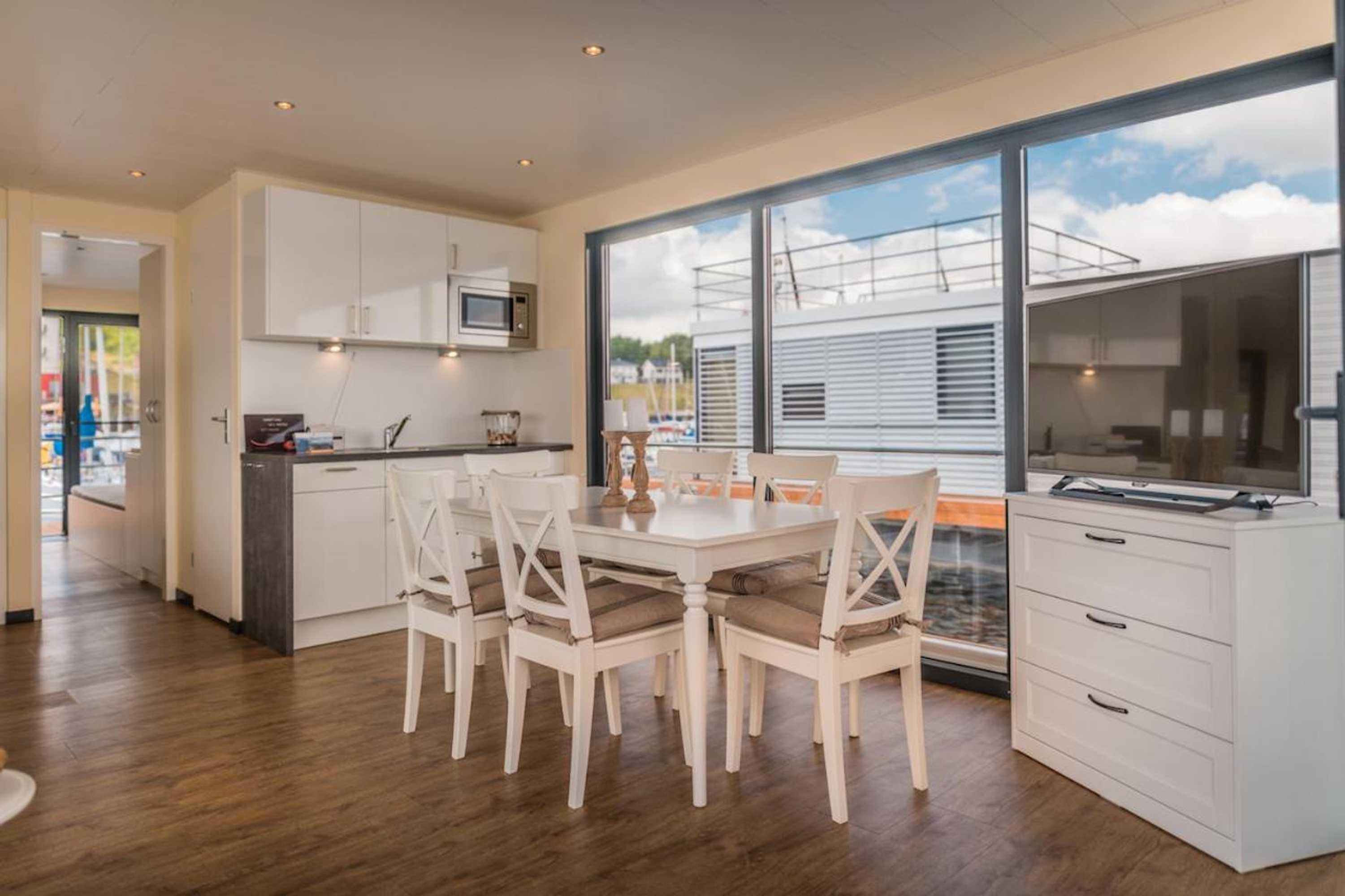 Gift card for Hausboote Und Ferienhäuser Marina Mücheln