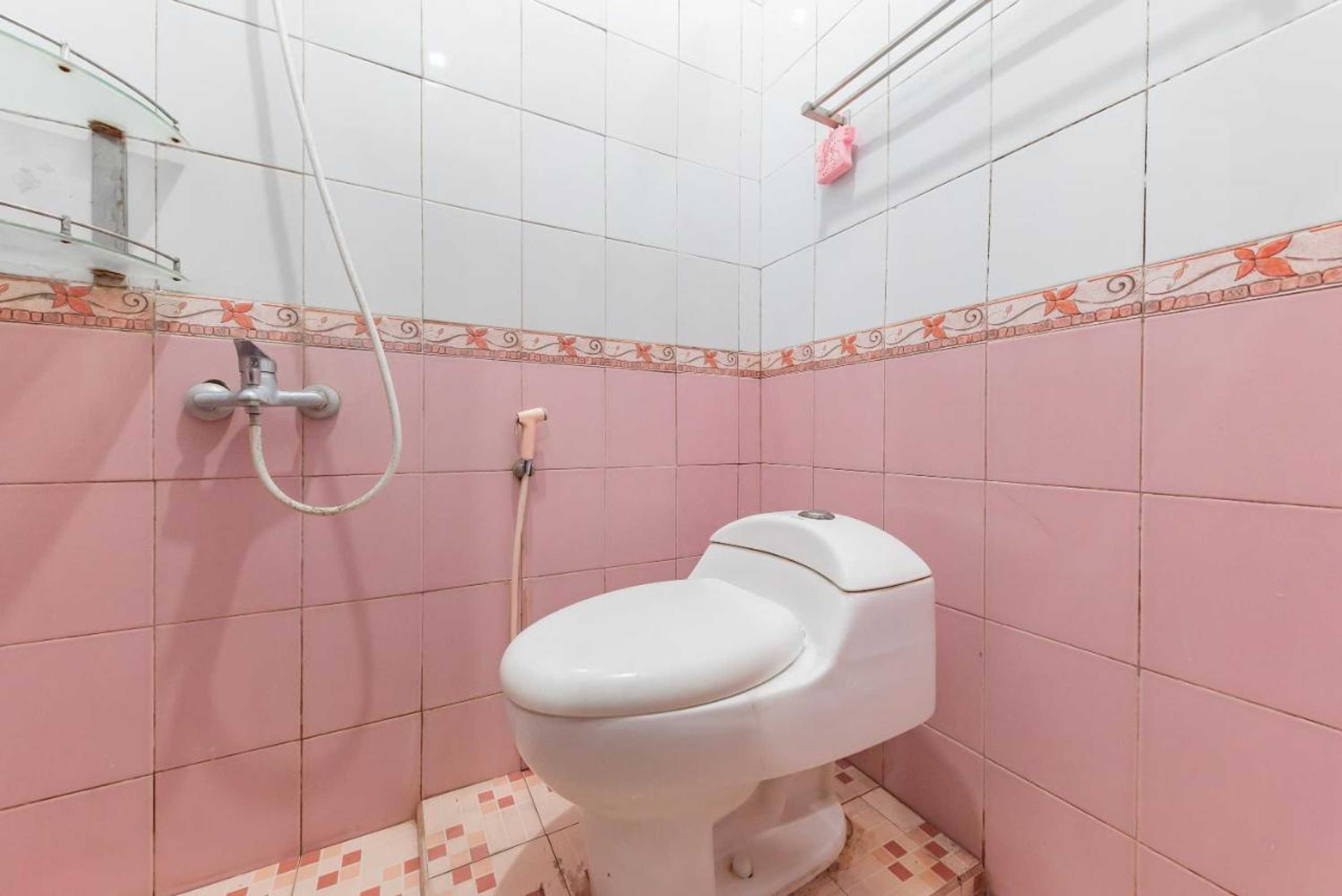 Gift card for Reddoorz Syariah Near Alun Alun Sumedang