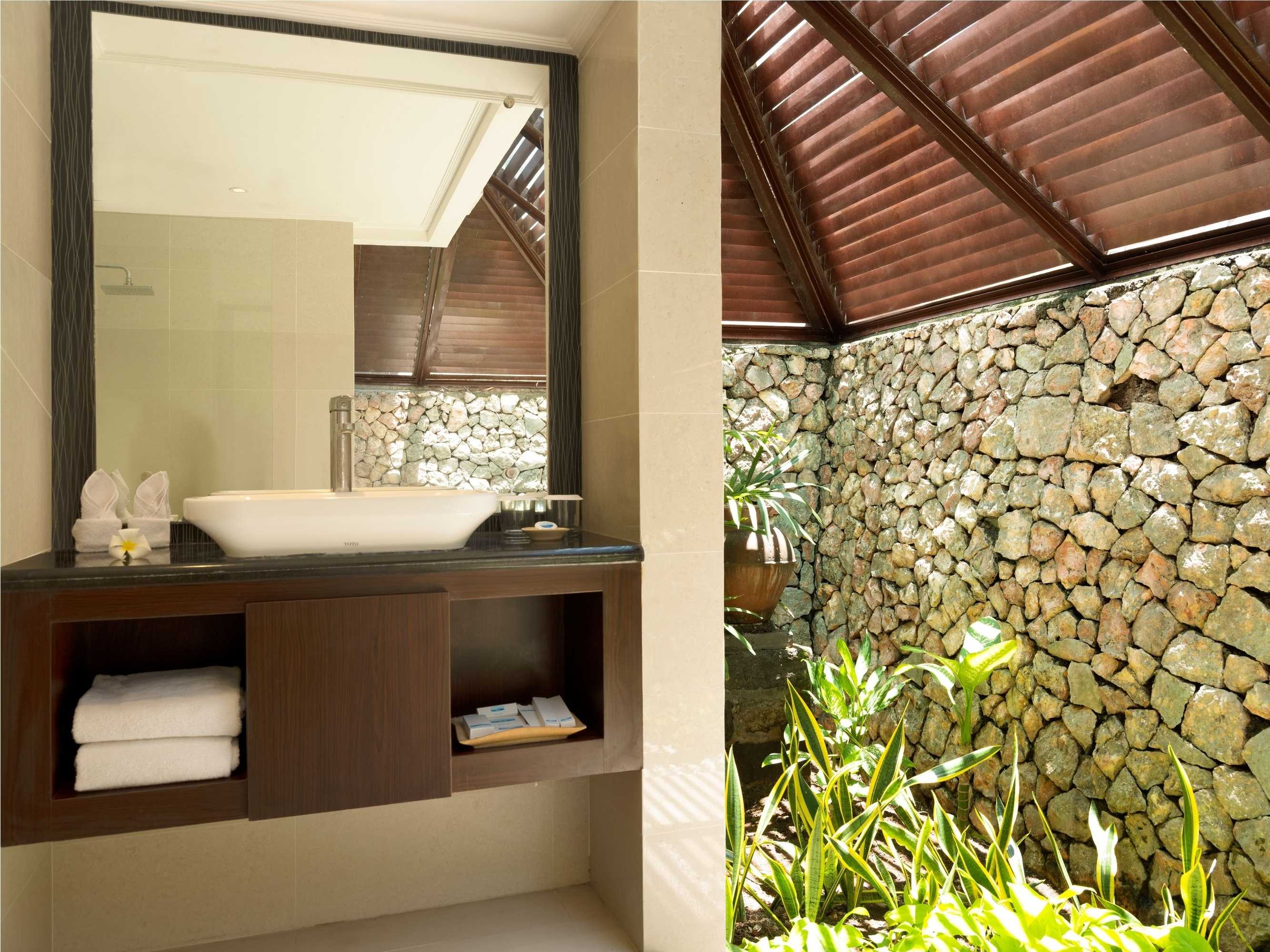 Gift card for Holiday Resort Lombok Gift card for Holiday Resort Lombok