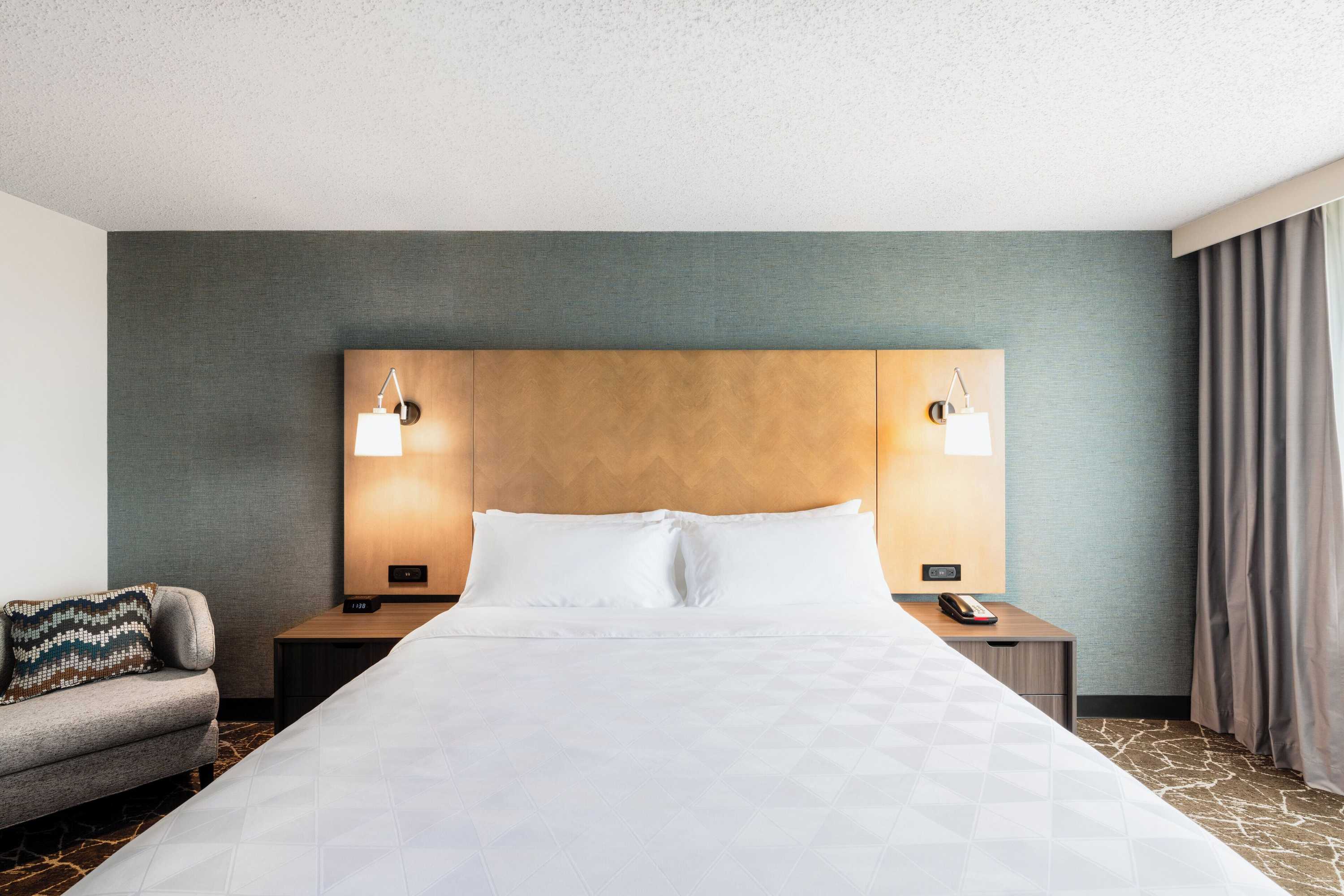 Gift card for Holiday Inn Newark International Airport by Ihg Gift card for Holiday Inn Newark International Airport by Ihg