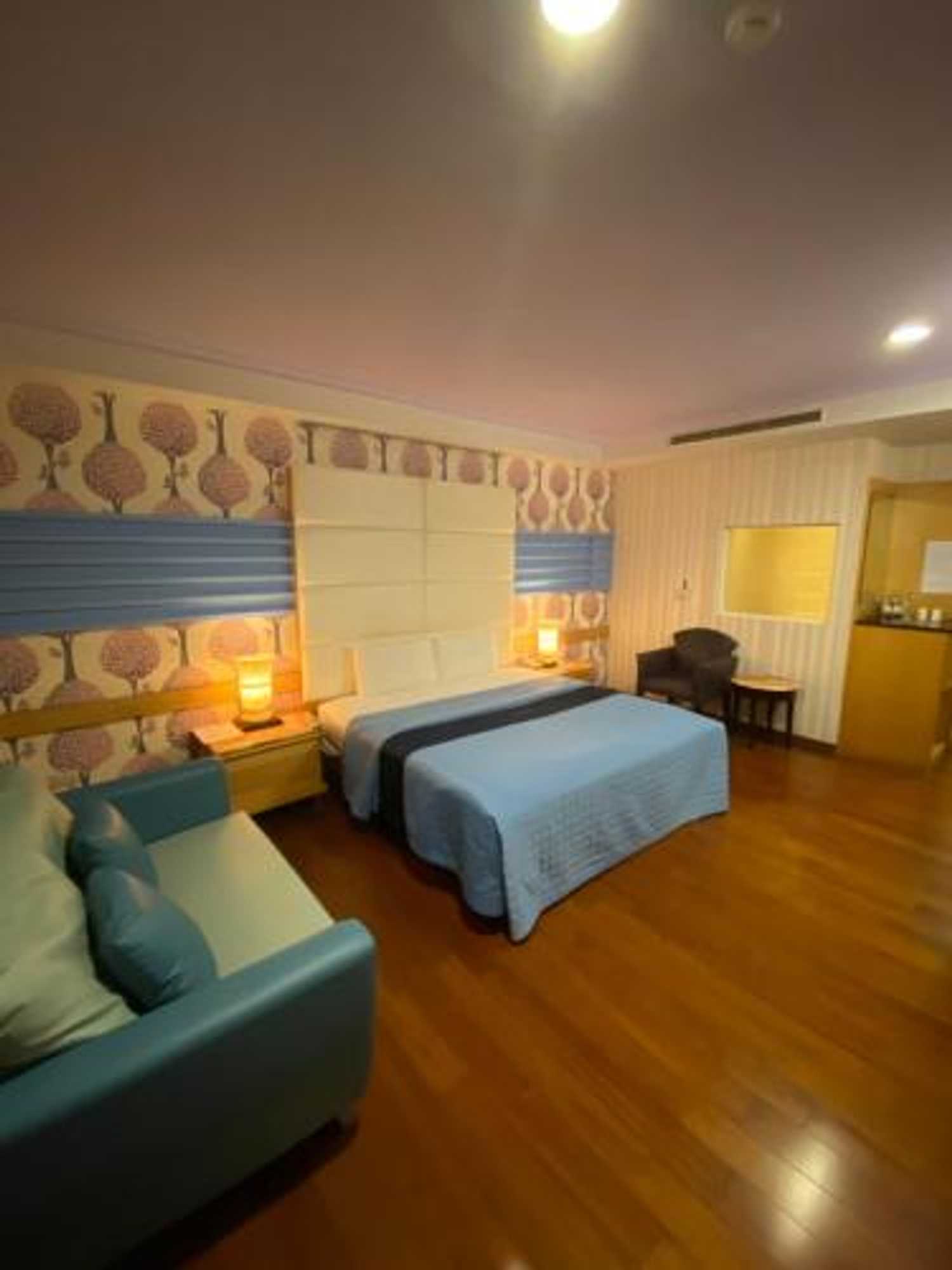 Gift card for Dong Zhi Gang Motel Gift card for Dong Zhi Gang Motel