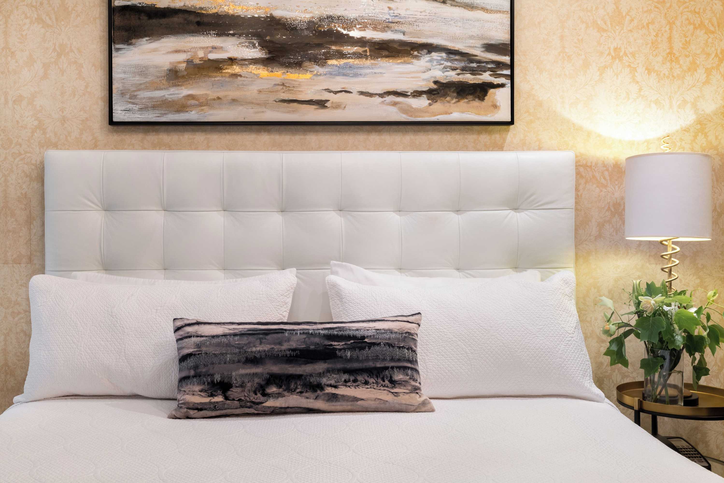 Gift card for Chateau Inn And Suites