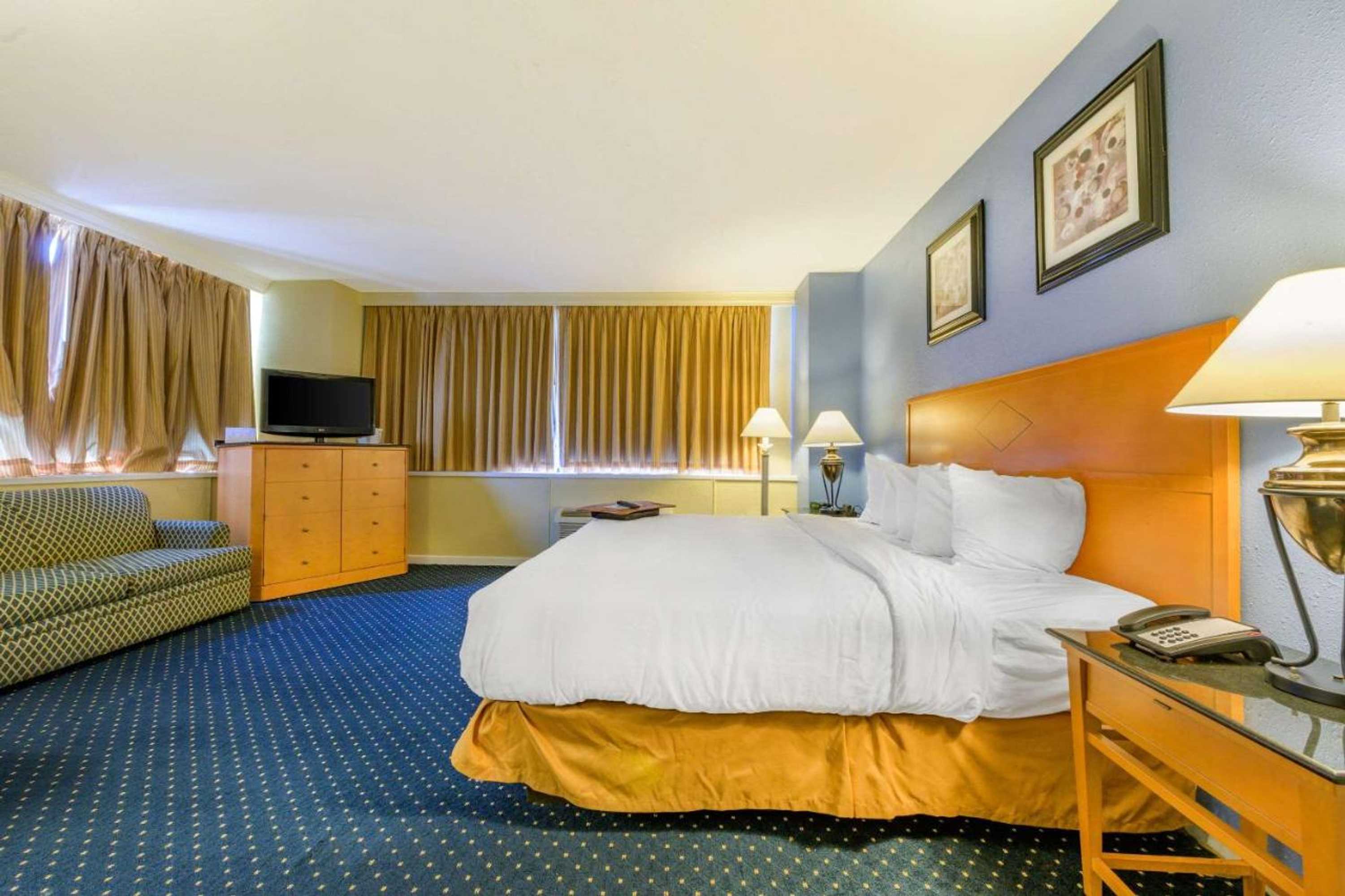 Gift card for Inn at Lebanon - Hershey & Manheim Area Gift card for Inn at Lebanon - Hershey & Manheim Area