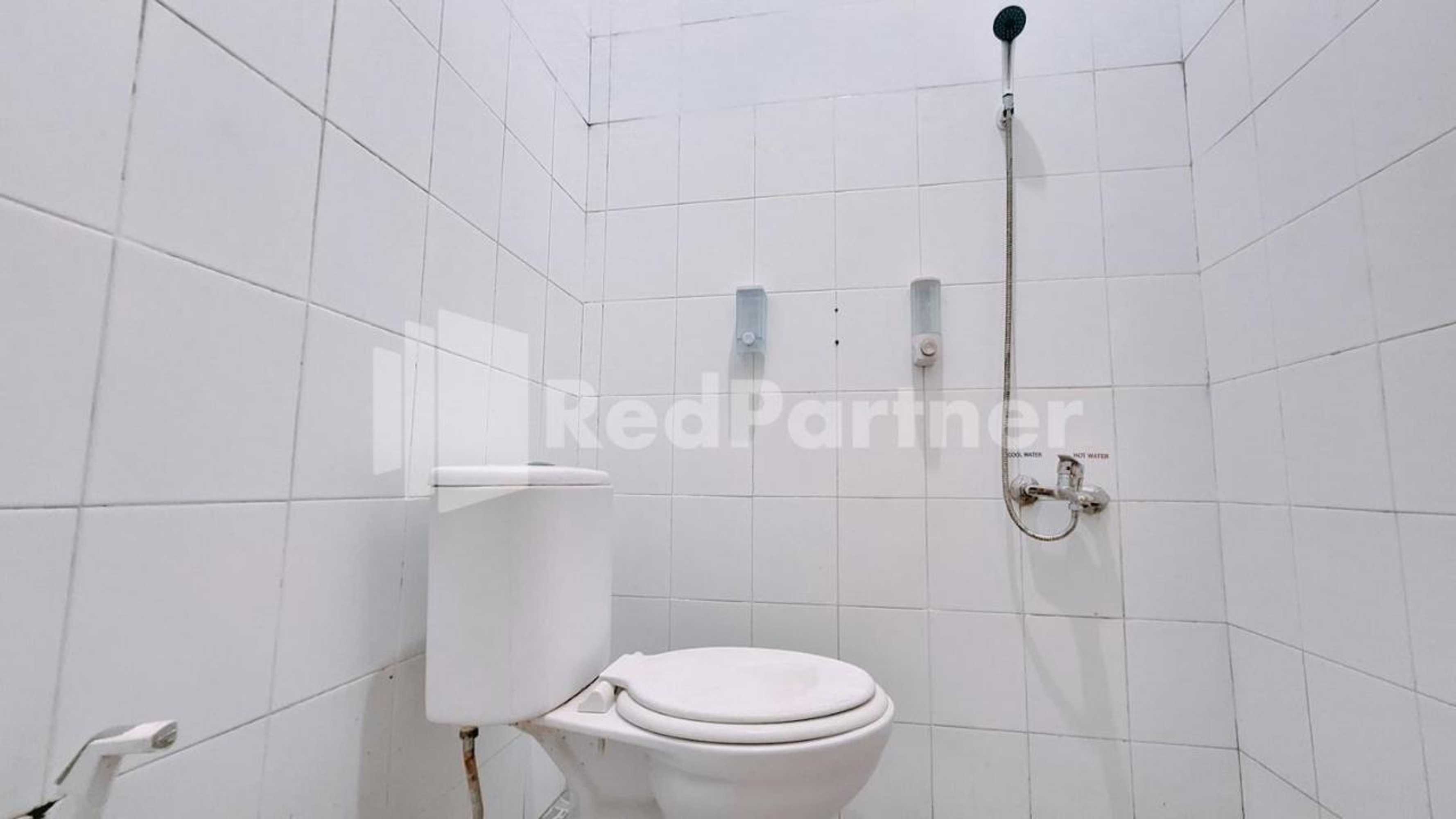 Gift card for Calida Hotel Mitra Reddoorz Near Alun Alun Wonosari