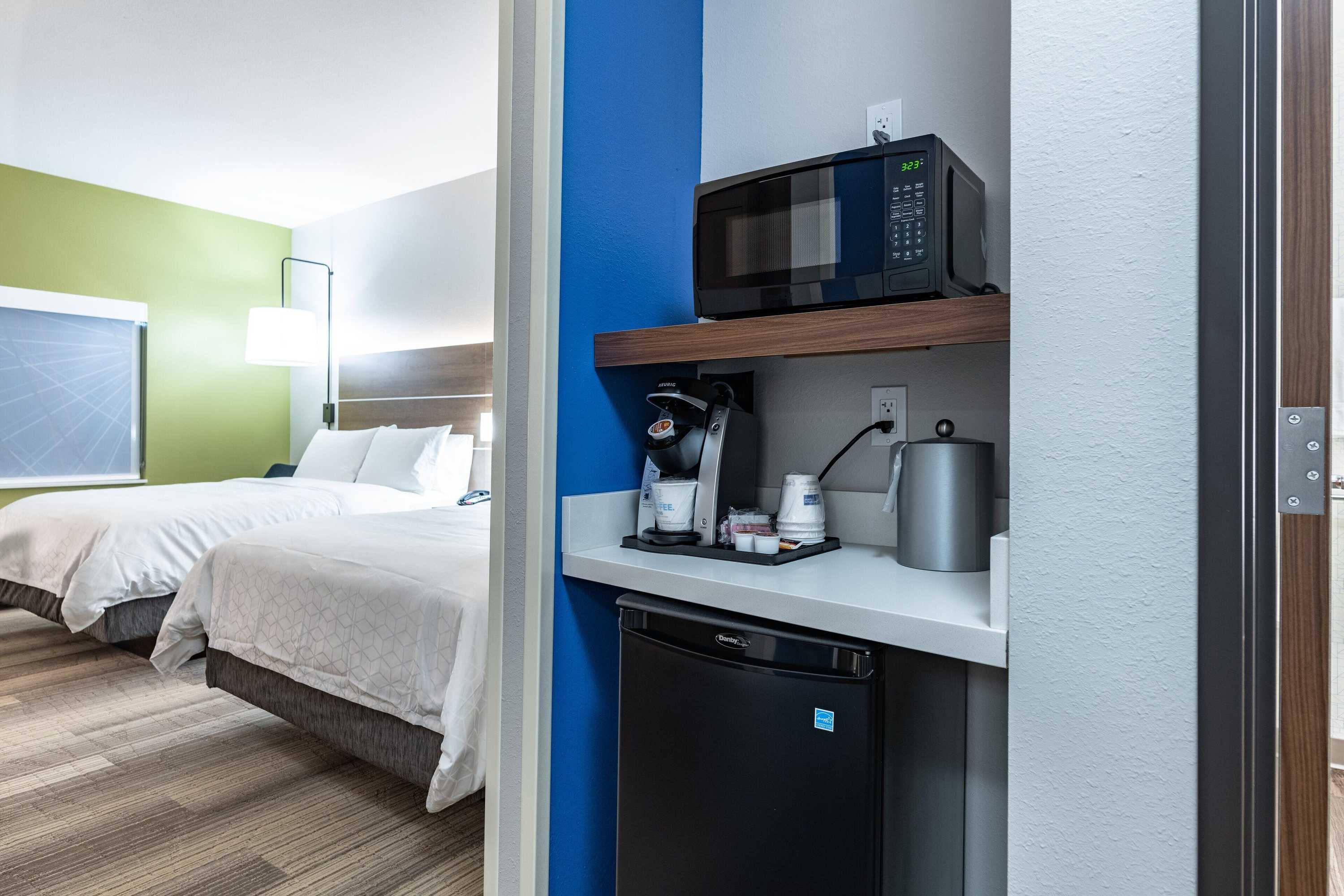 Gift card for Holiday Inn Express & Suites Moundsville by Ihg Gift card for Holiday Inn Express & Suites Moundsville by Ihg