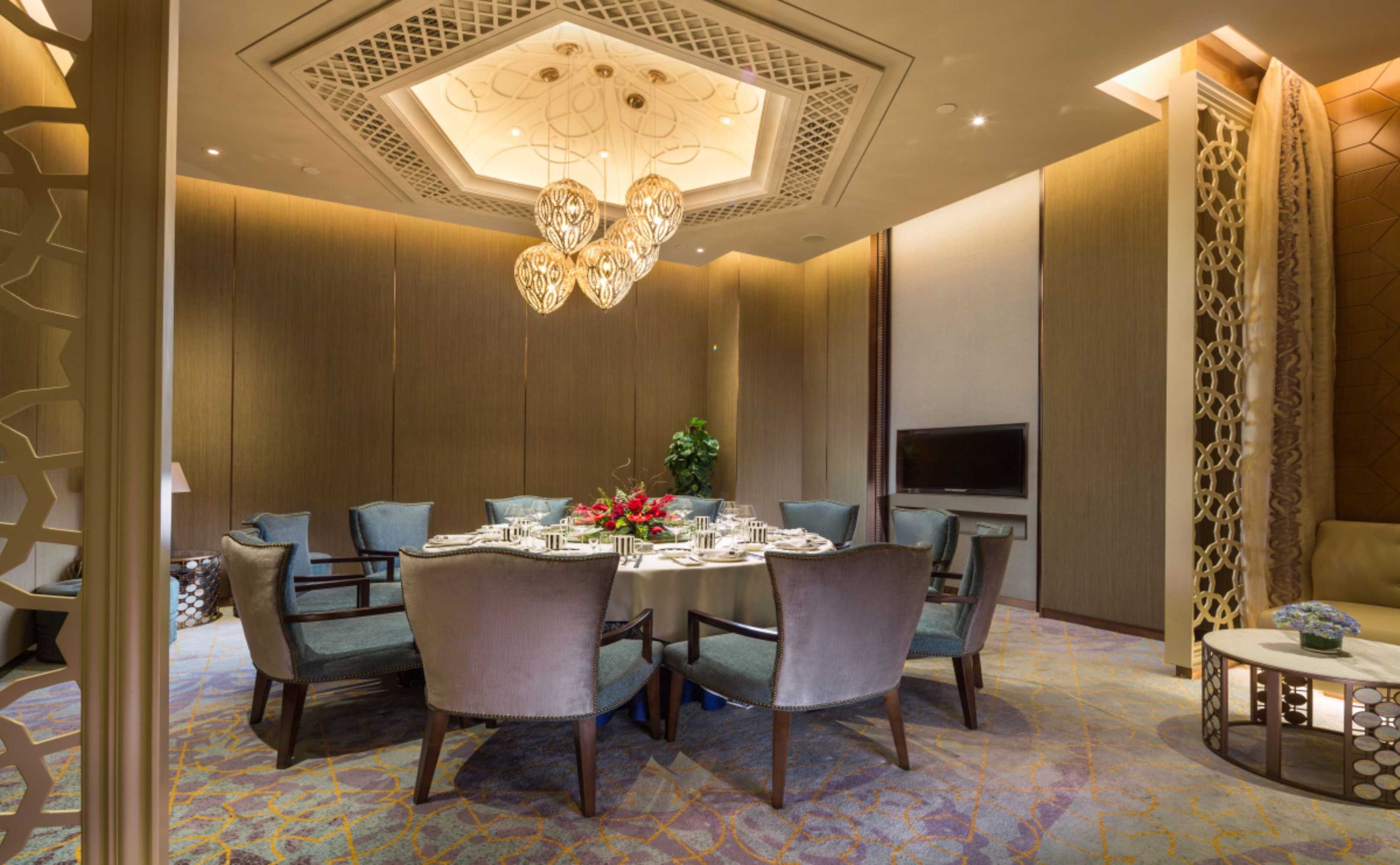 Gift card for Hilton Urumqi Gift card for Hilton Urumqi