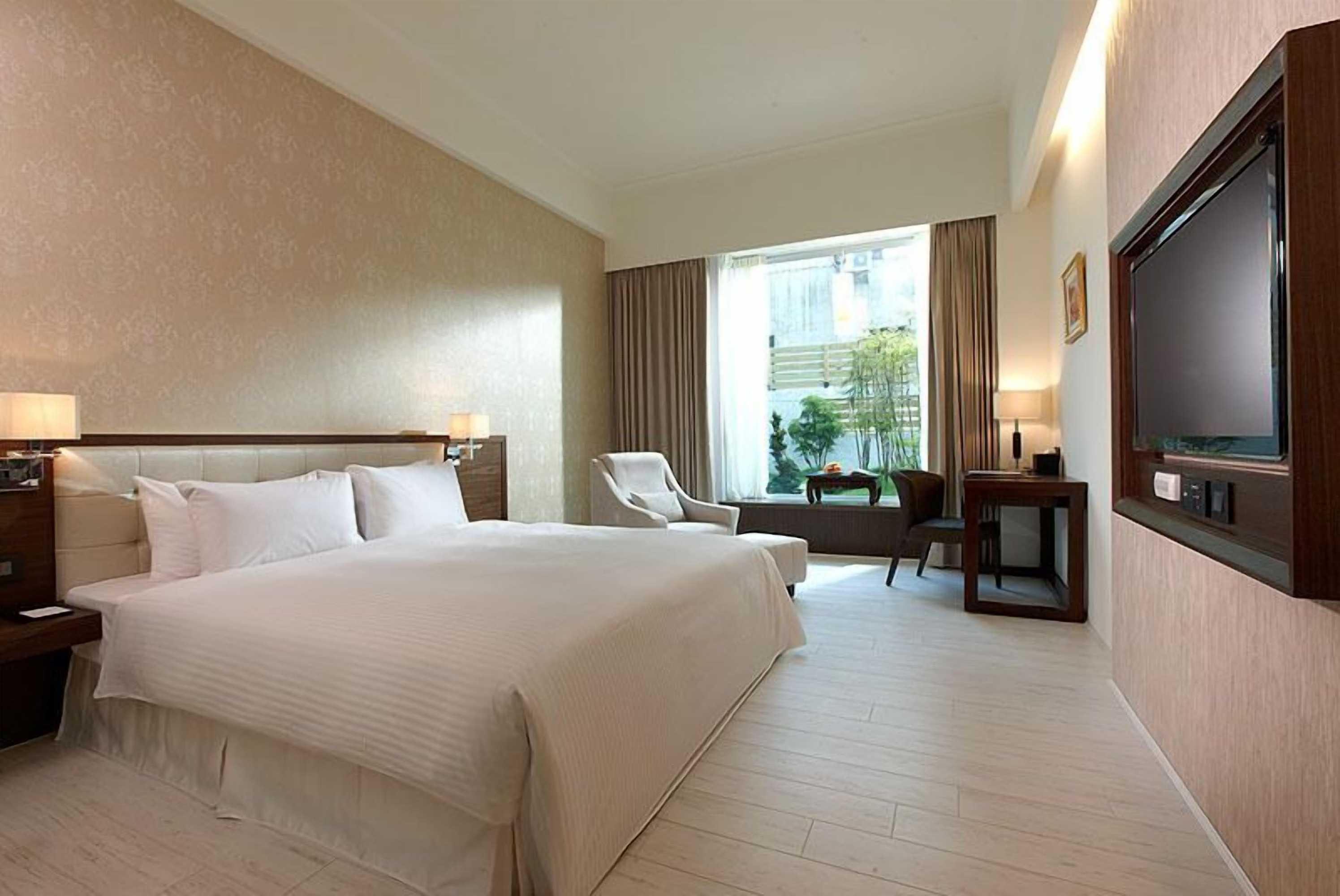 Gift card for Yuh Tong Hotel Gift card for Yuh Tong Hotel