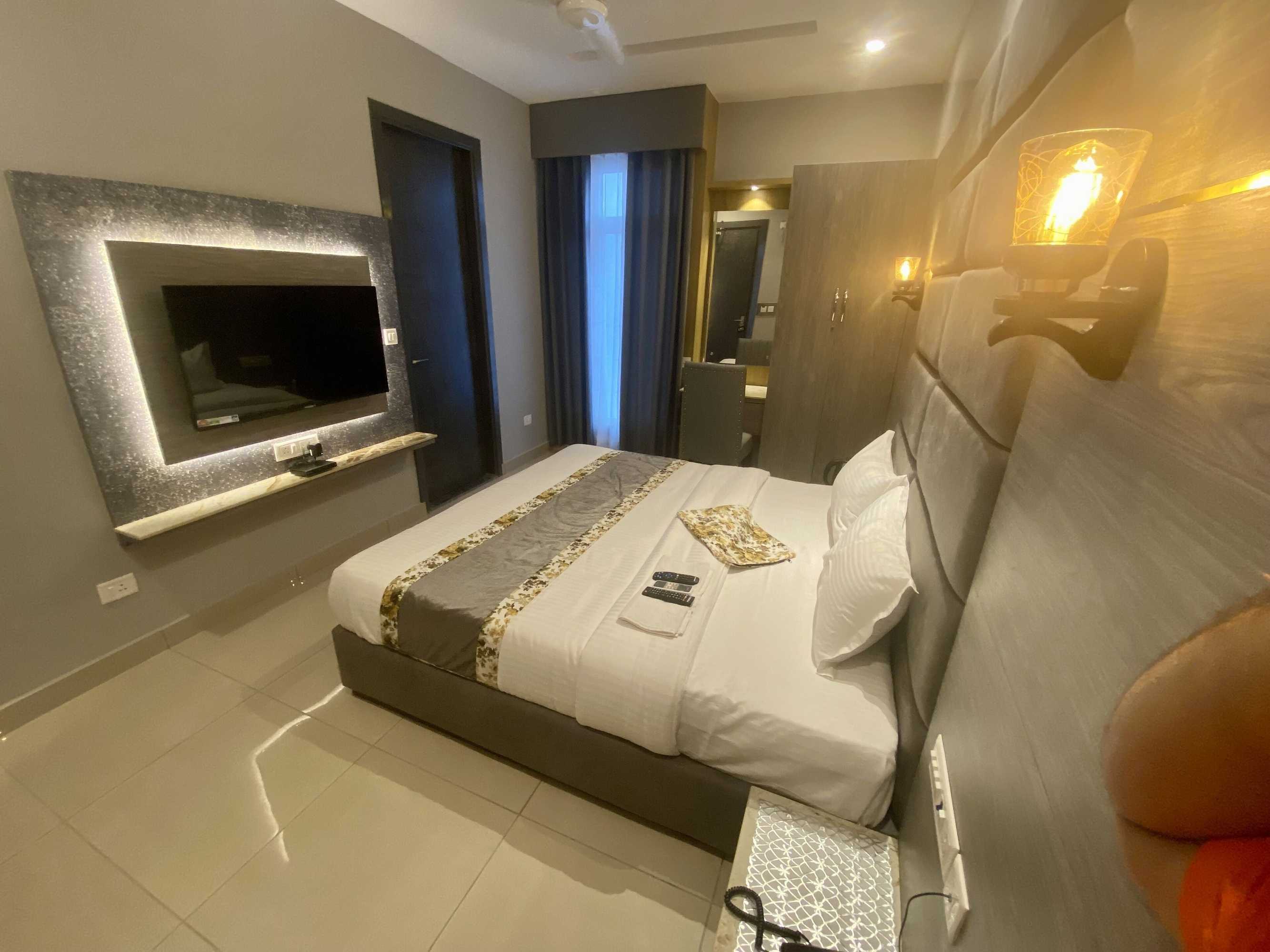 Gift card for Hotel Adhiraja Palace