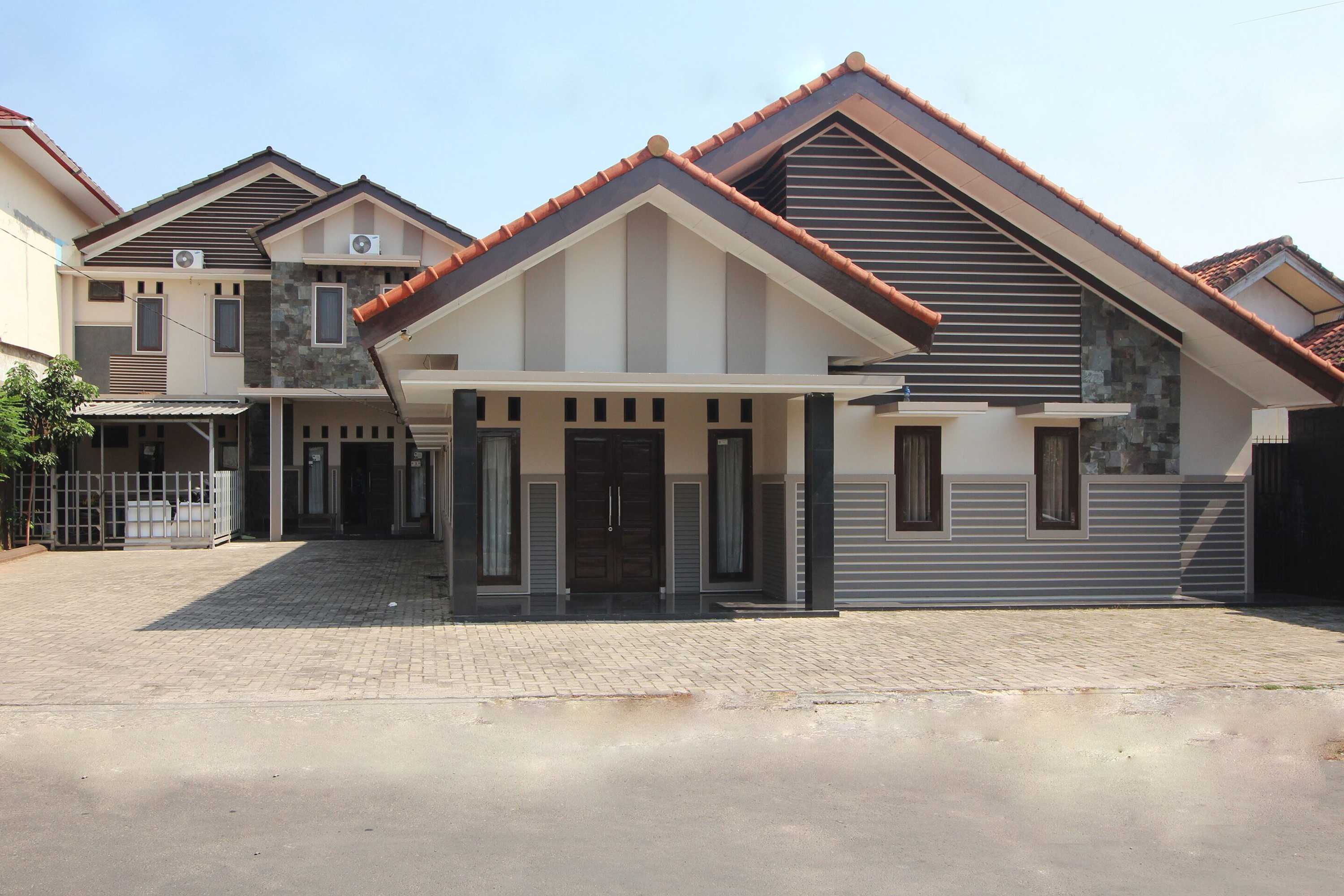 Gift card for Oyo 1547 Wisma Ray Syariah Gift card for Oyo 1547 Wisma Ray Syariah