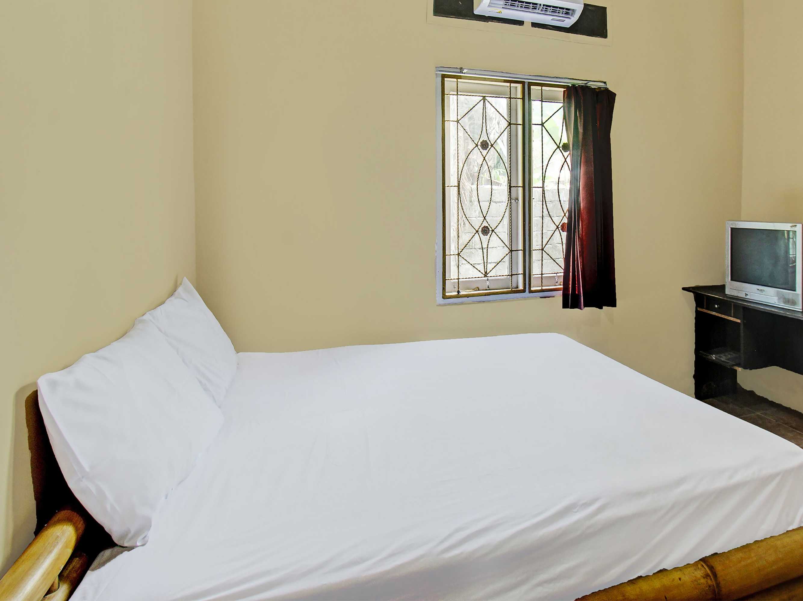 Gift card for Oyo 92197 Zahira Homestay Near Ekas Surf School And Service Gift card for Oyo 92197 Zahira Homestay Near Ekas Surf School And Service