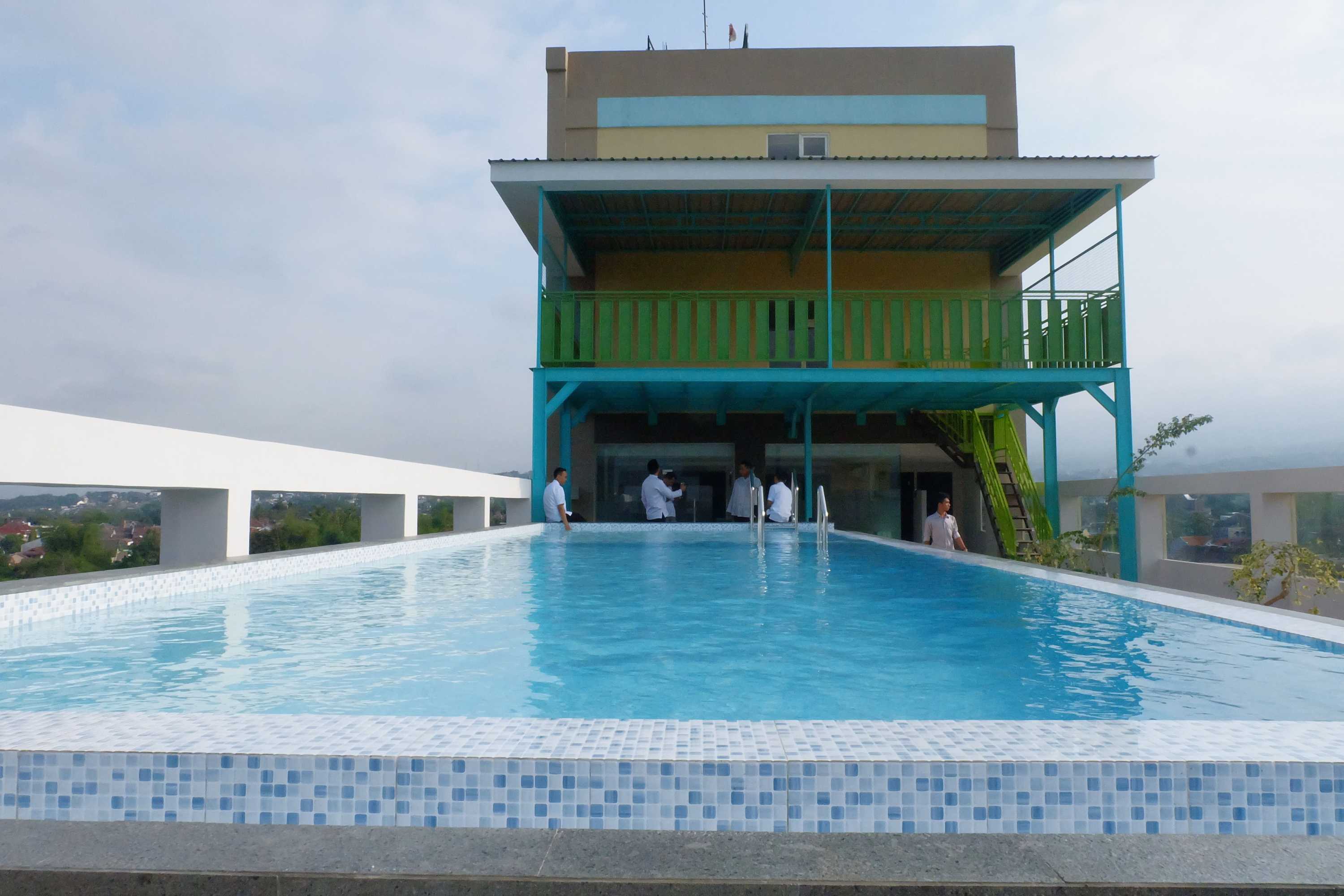 Gift card for Syariah Radho Hotel Sengkaling Gift card for Syariah Radho Hotel Sengkaling