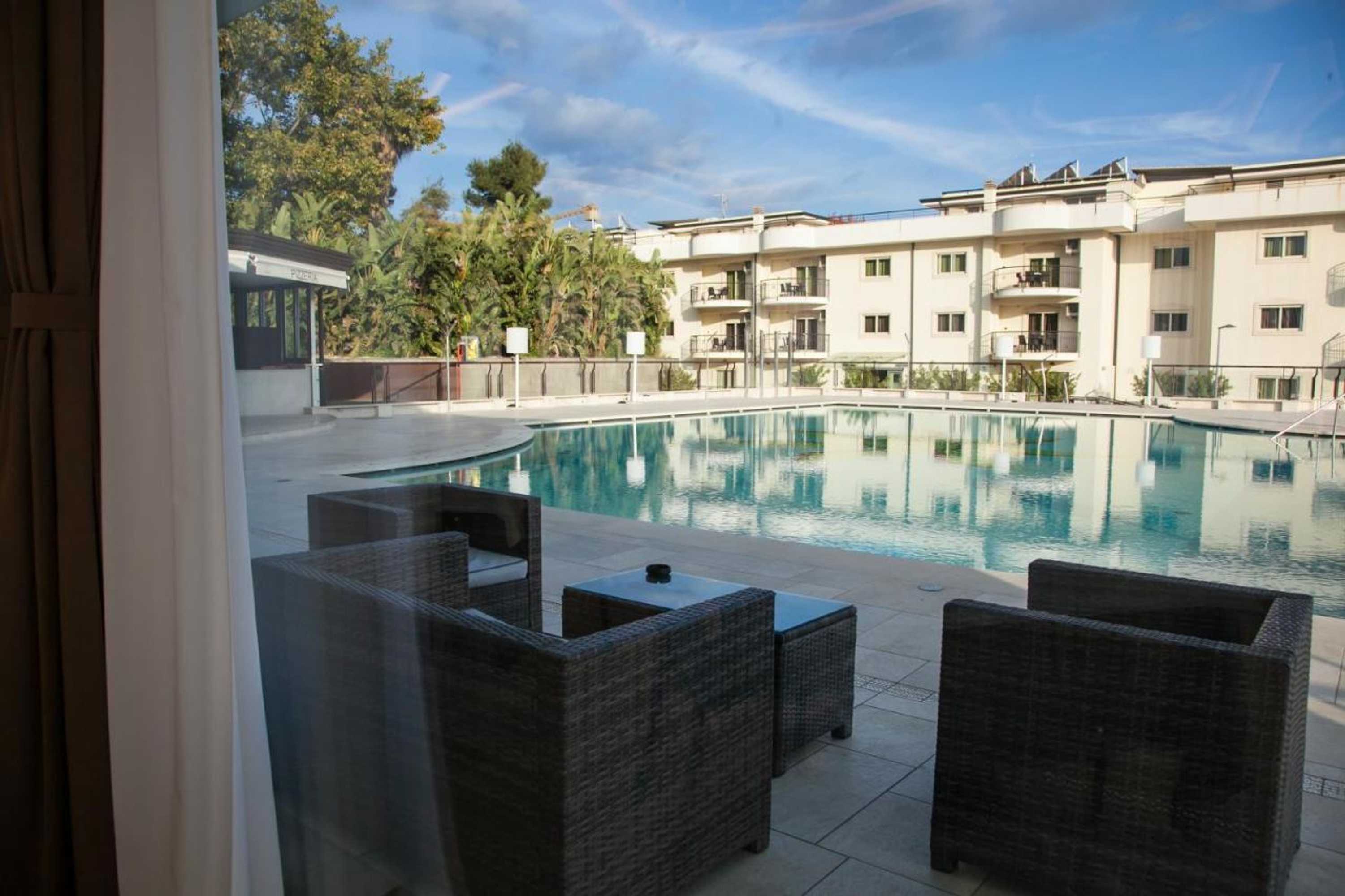 Gift card for 4 Spa Resort Hotel