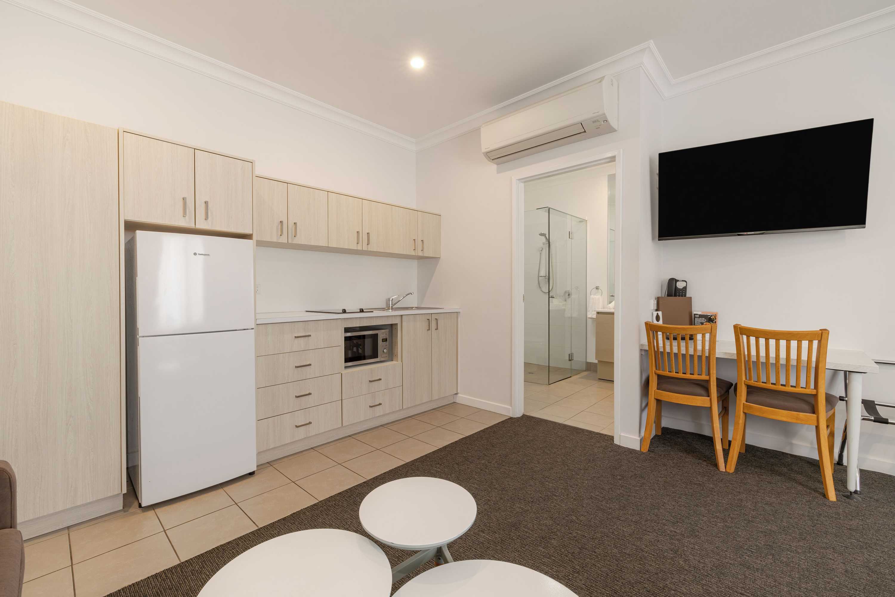 Gift card for Nagambie Waterfront Motel Gift card for Nagambie Waterfront Motel
