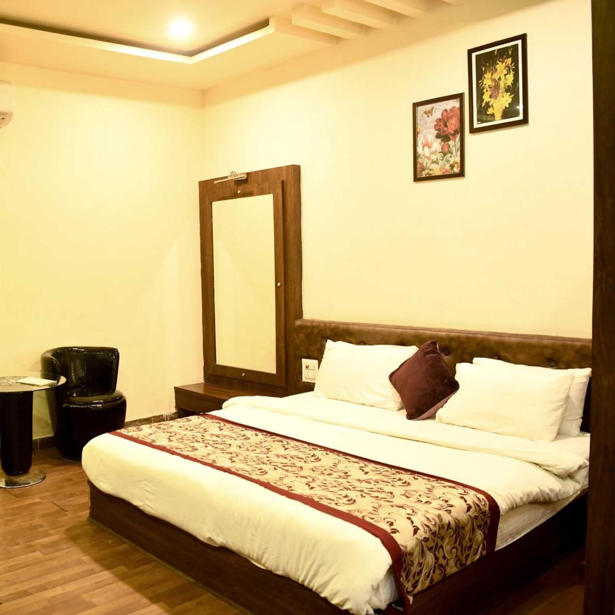 Gift card for Hotel Saroj Sagar Gift card for Hotel Saroj Sagar