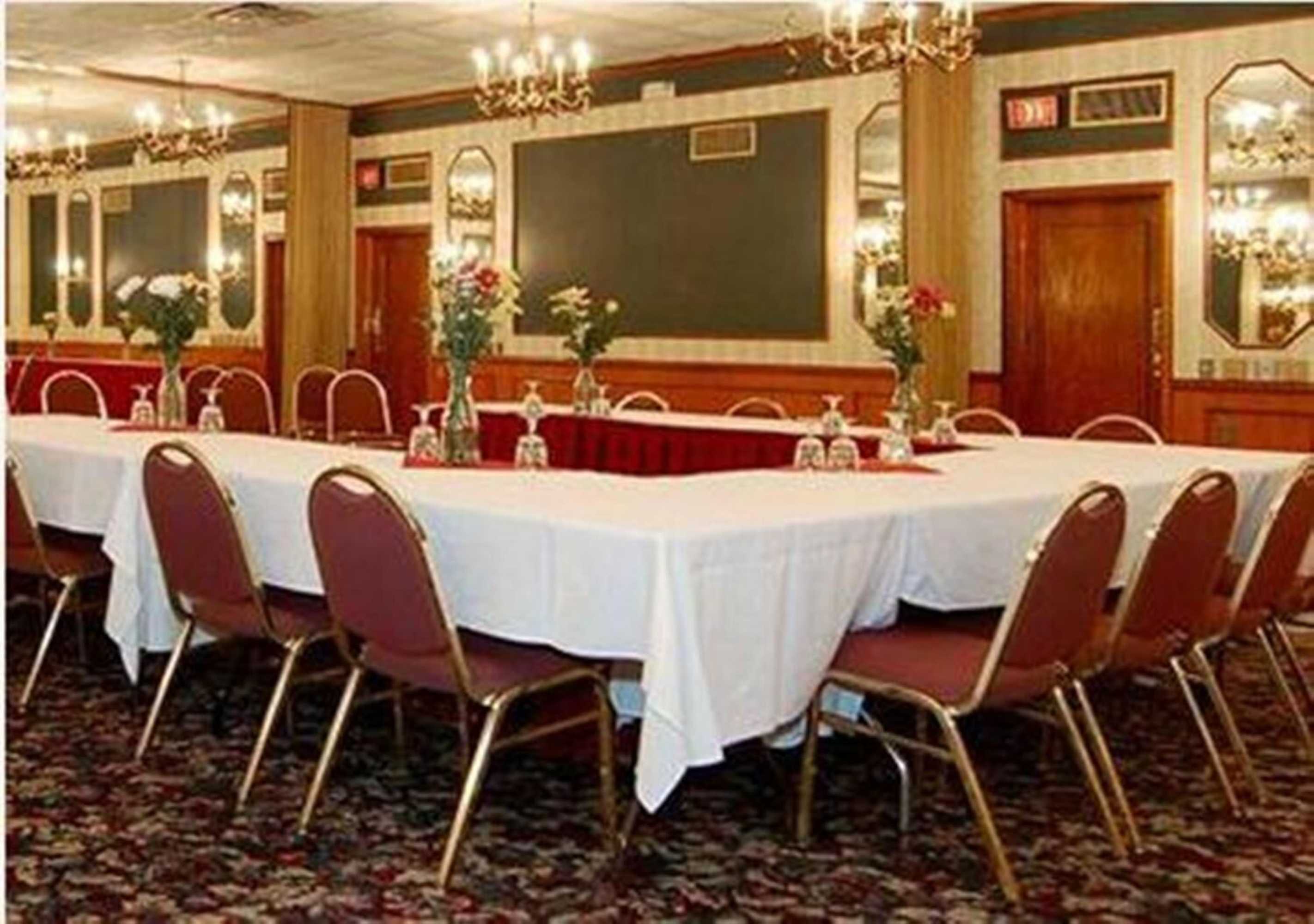 Gift card for Red Carpet Inn & Suites Gift card for Red Carpet Inn & Suites