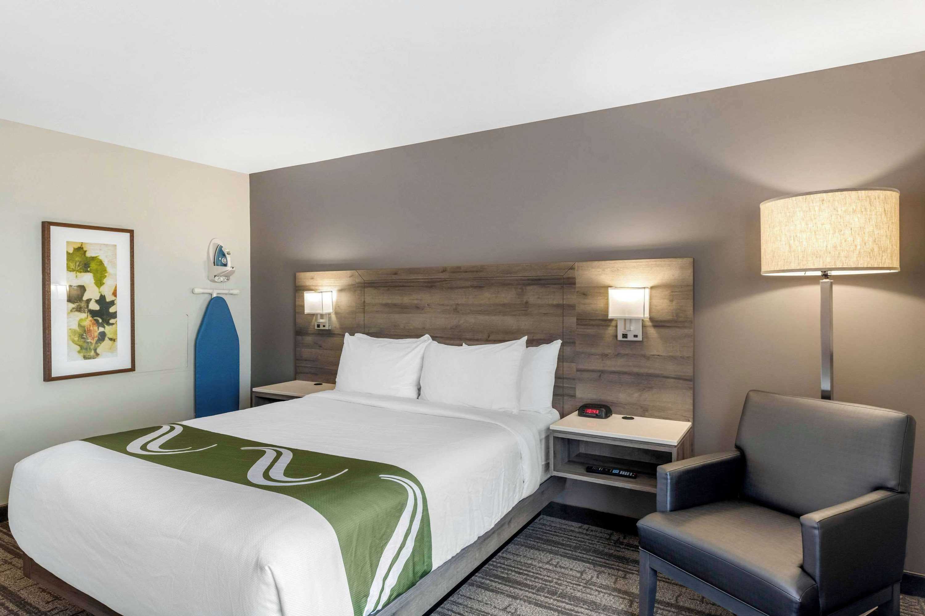 Gift card for Quality Inn & Suites Amsterdam Gift card for Quality Inn & Suites Amsterdam