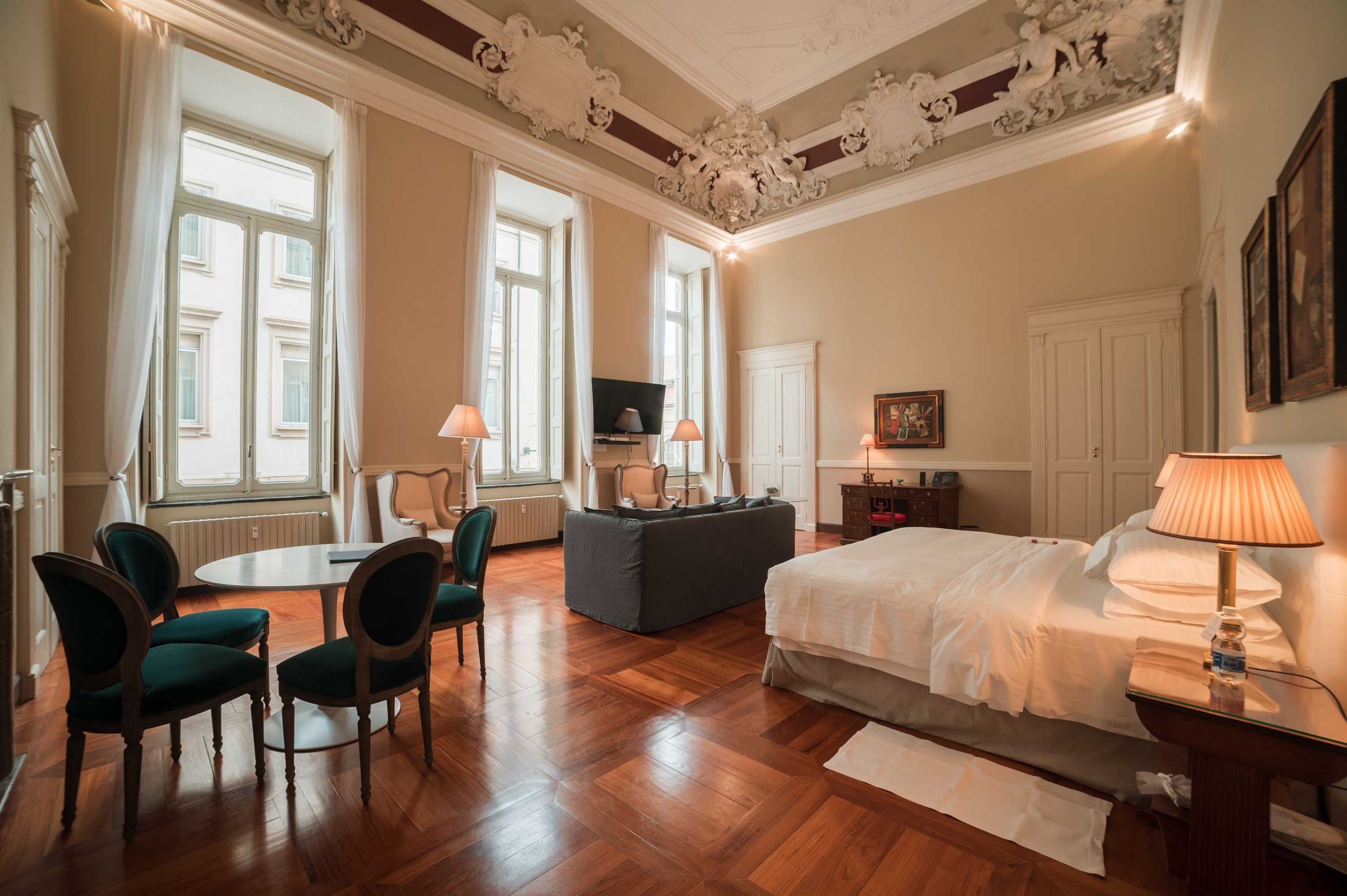 Gift card for Royal Palace Luxury Suites & Hotel Gift card for Royal Palace Luxury Suites & Hotel