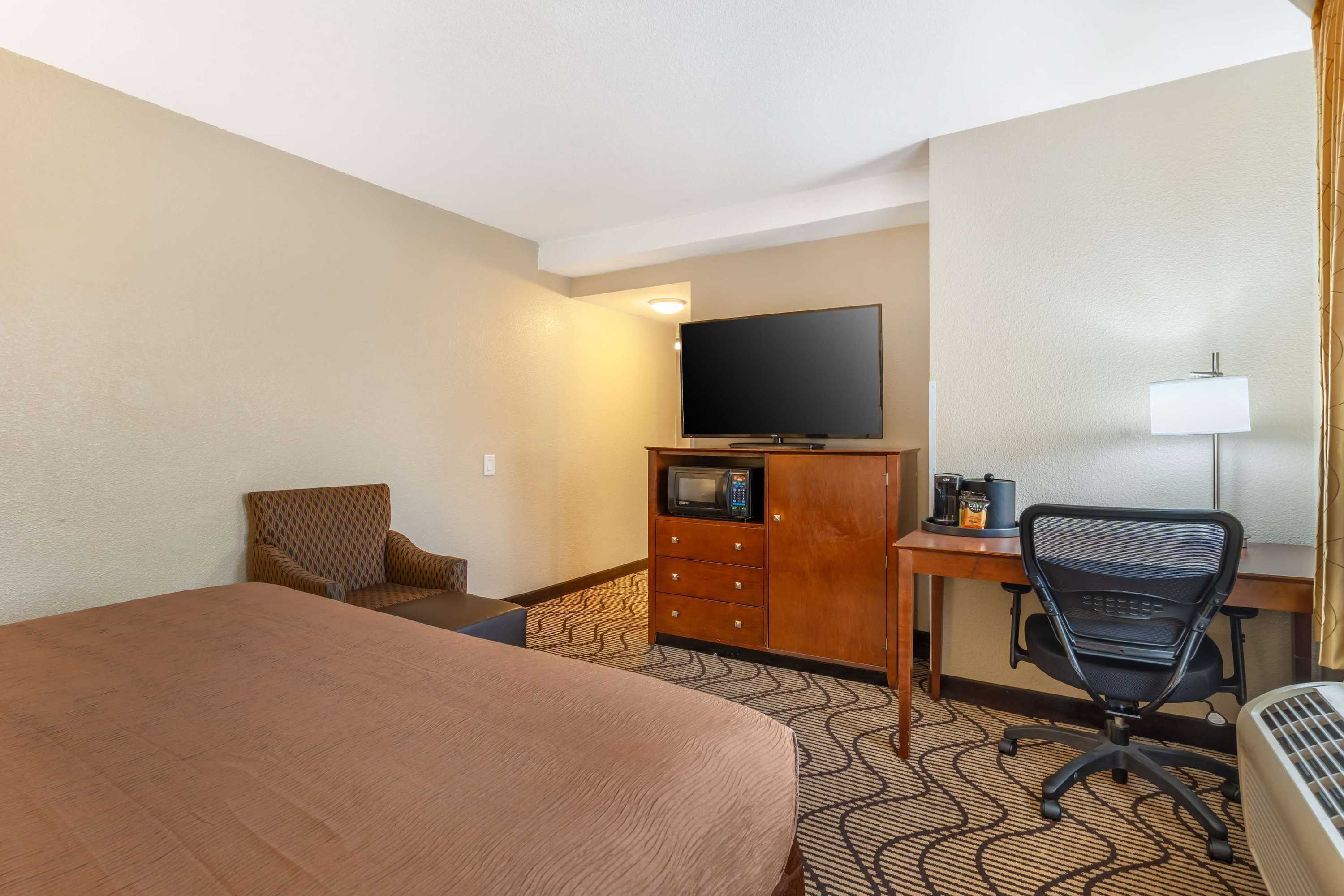 Gift card for Best Western John Muir Inn Gift card for Best Western John Muir Inn