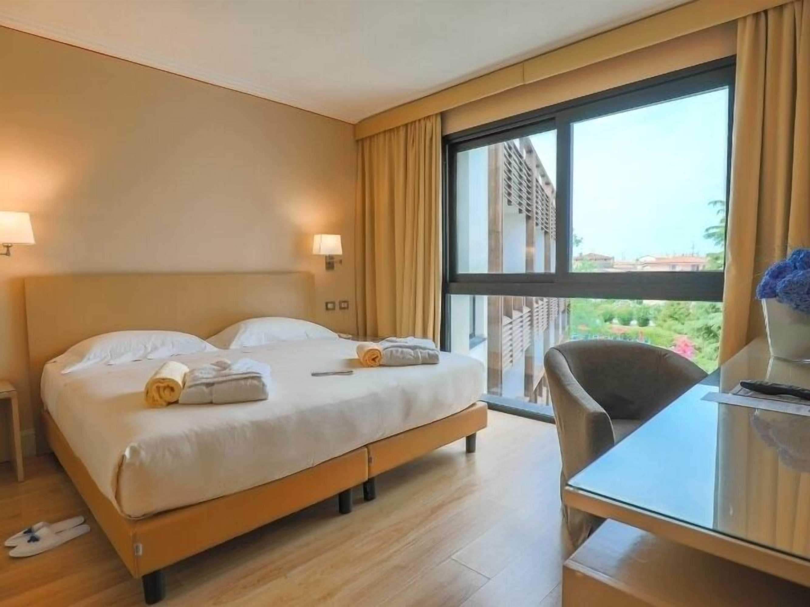 Gift card for Hotel Acquaviva Del Garda Gift card for Hotel Acquaviva Del Garda
