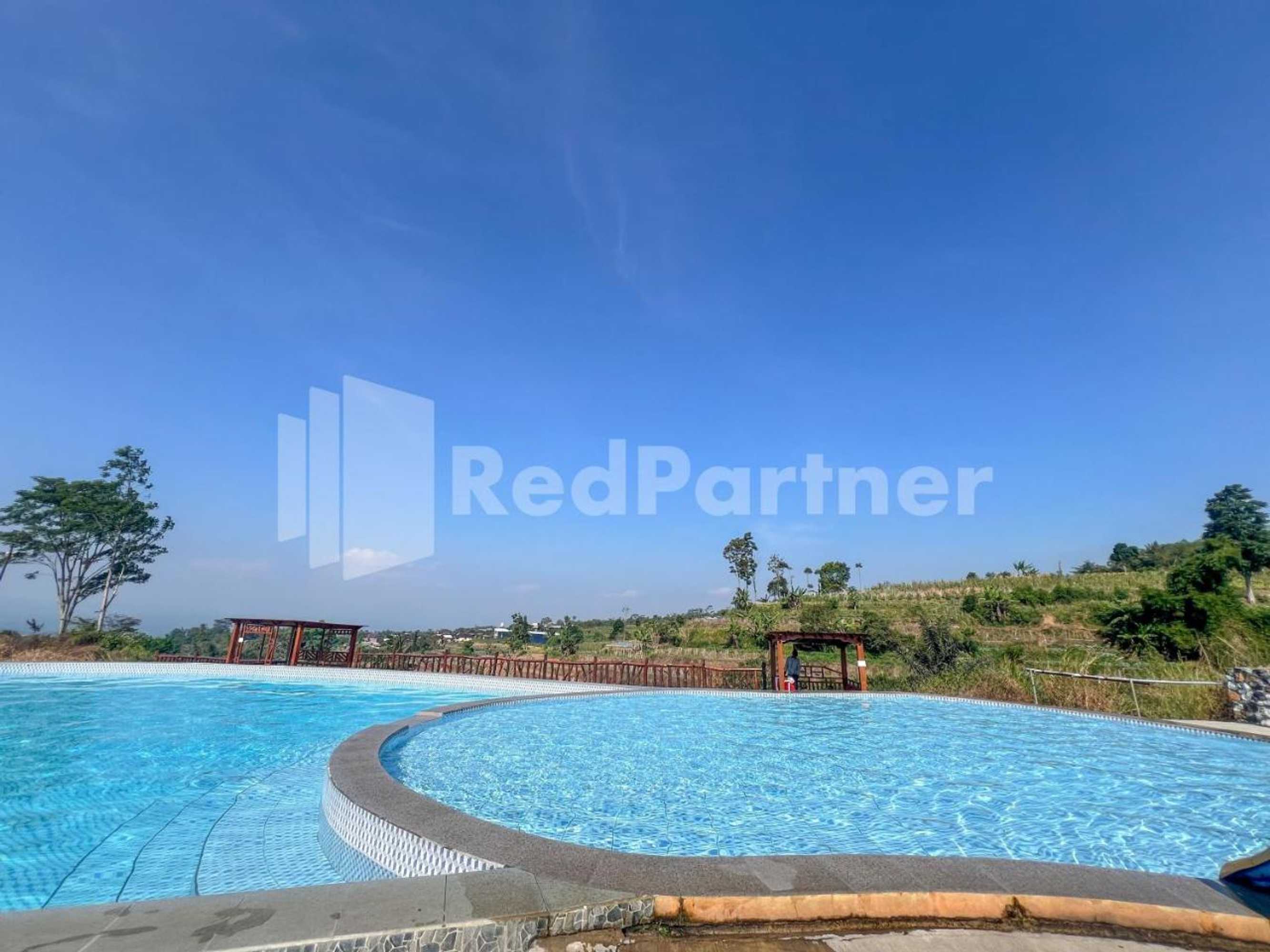 Gift card for Glamping Pengilon Edupark Mitra Reddoorz