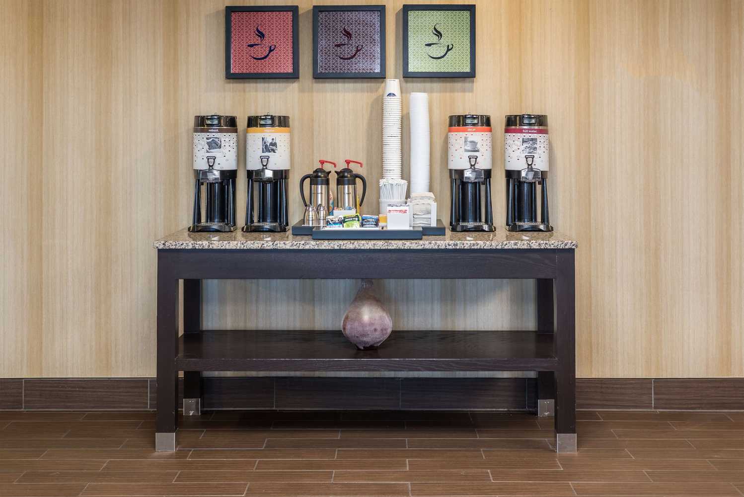 Gift card for Hampton Inn Parkersburg-Mineral Wells Gift card for Hampton Inn Parkersburg-Mineral Wells
