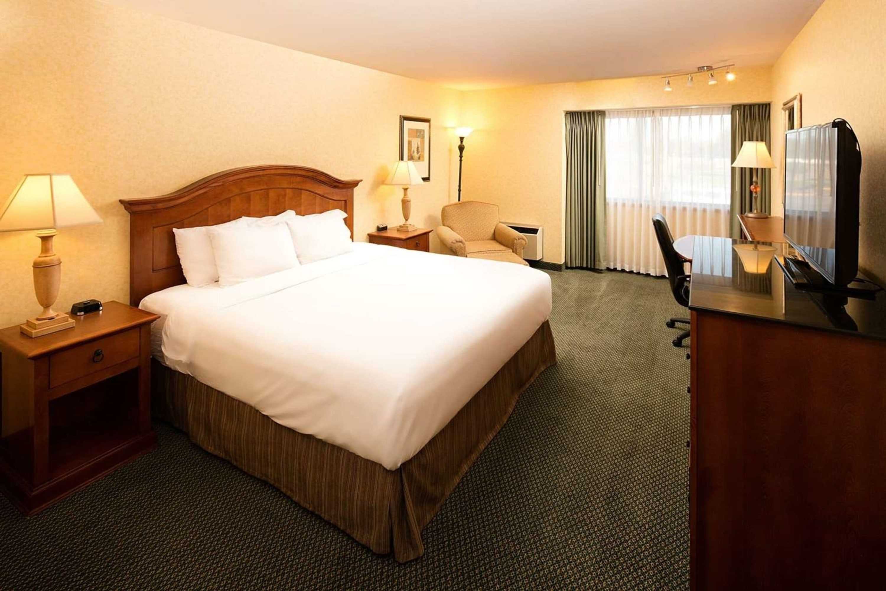 Gift card for Red Lion Hotel Kennewick Columbia Center Gift card for Red Lion Hotel Kennewick Columbia Center