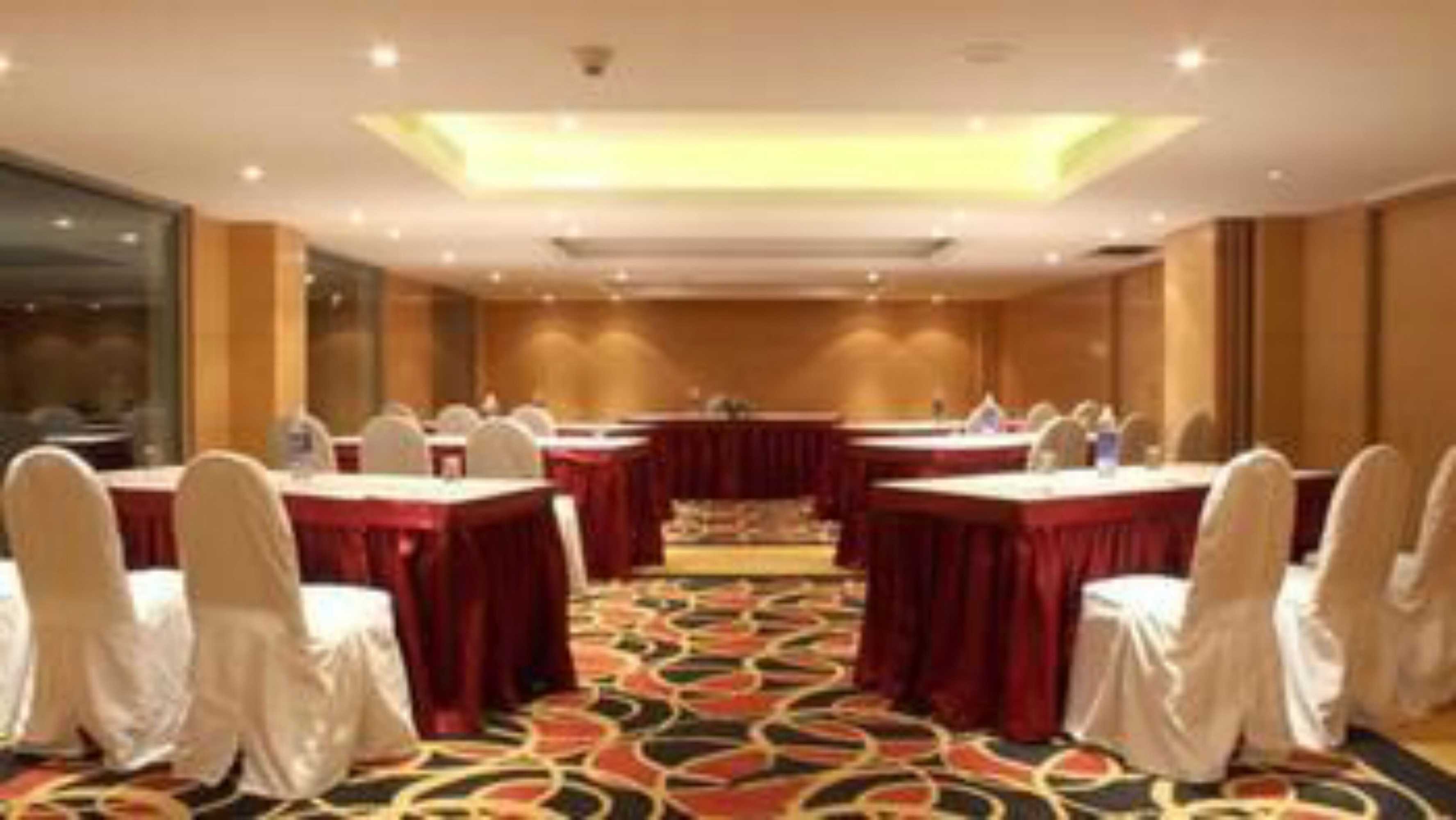 Gift card for Lemon Tree Hotel, Whitefield, Bangalore Gift card for Lemon Tree Hotel, Whitefield, Bangalore