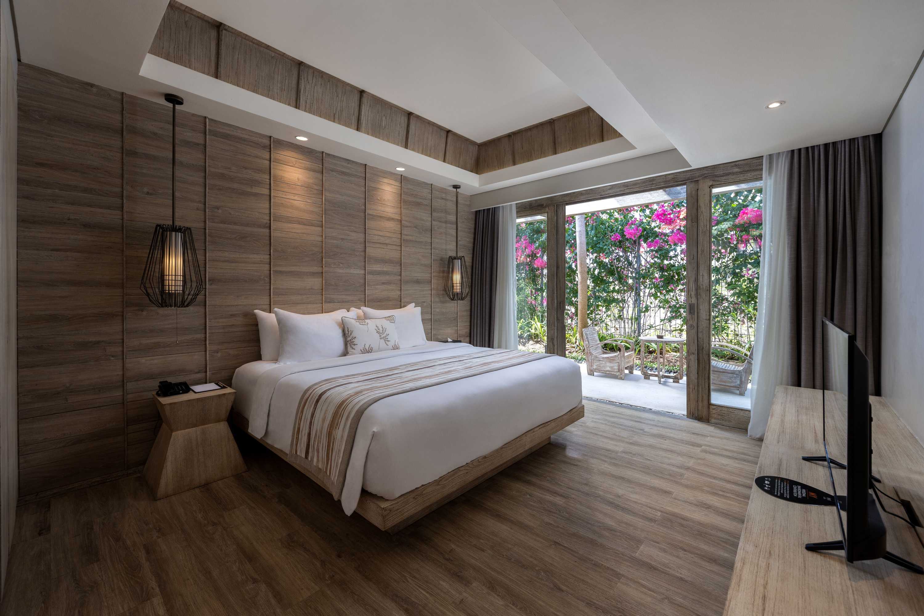 Gift card for Cross Bali Breakers Resort Gift card for Cross Bali Breakers Resort