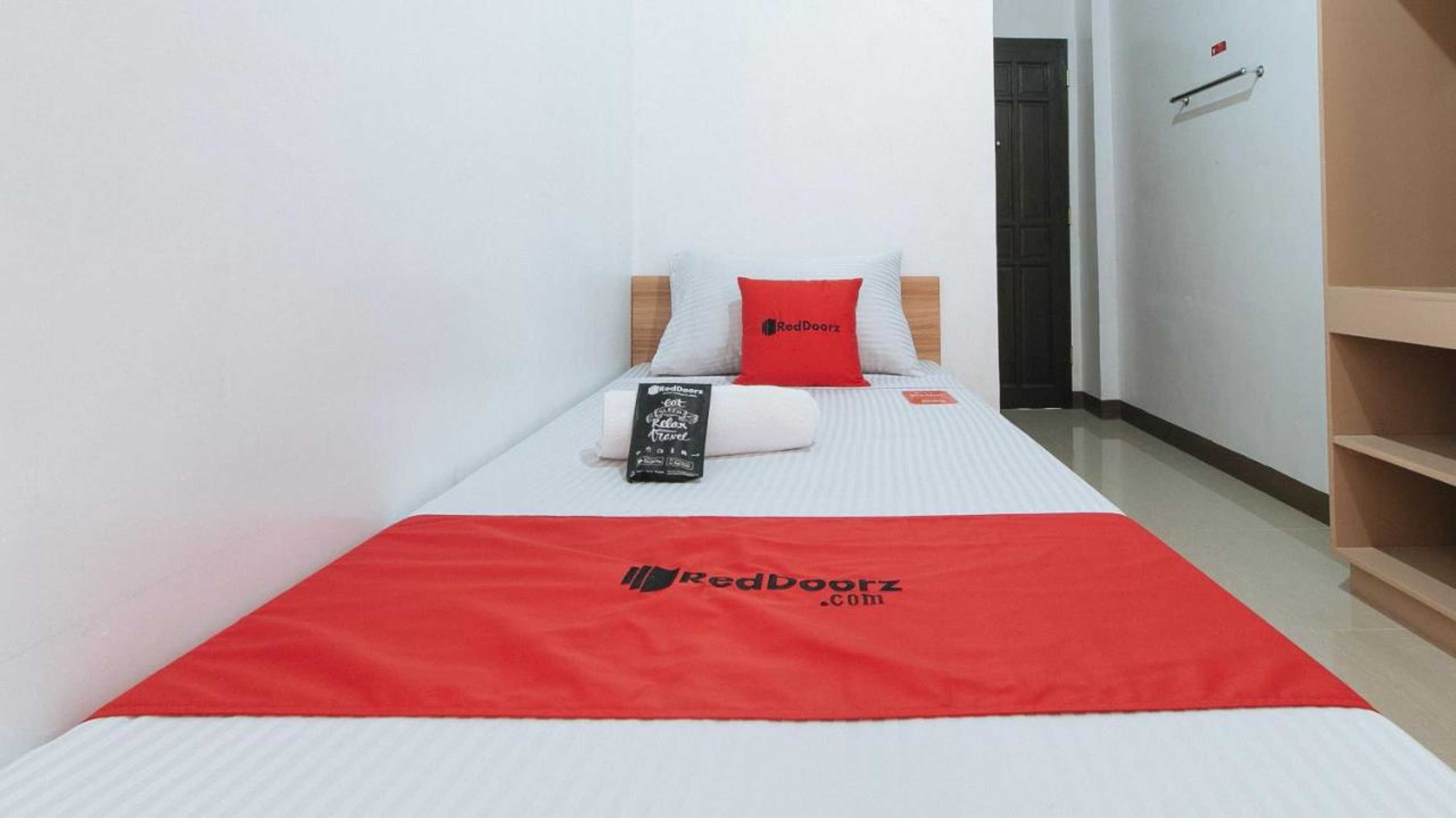 Gift card for Reddoorz Near Iloilo International Airport