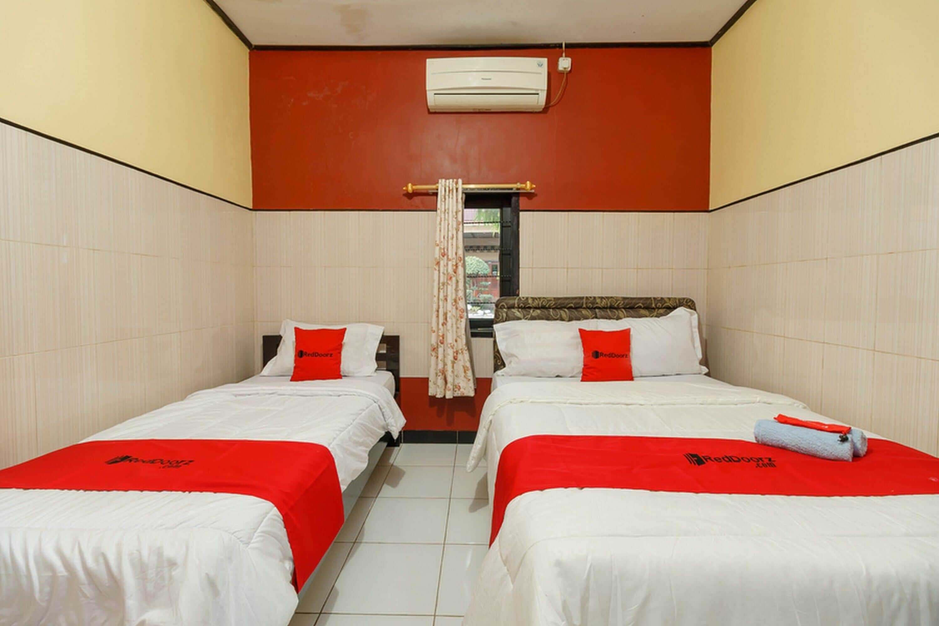 Gift card for Reddoorz Syariah Near Ciledug Station Gift card for Reddoorz Syariah Near Ciledug Station