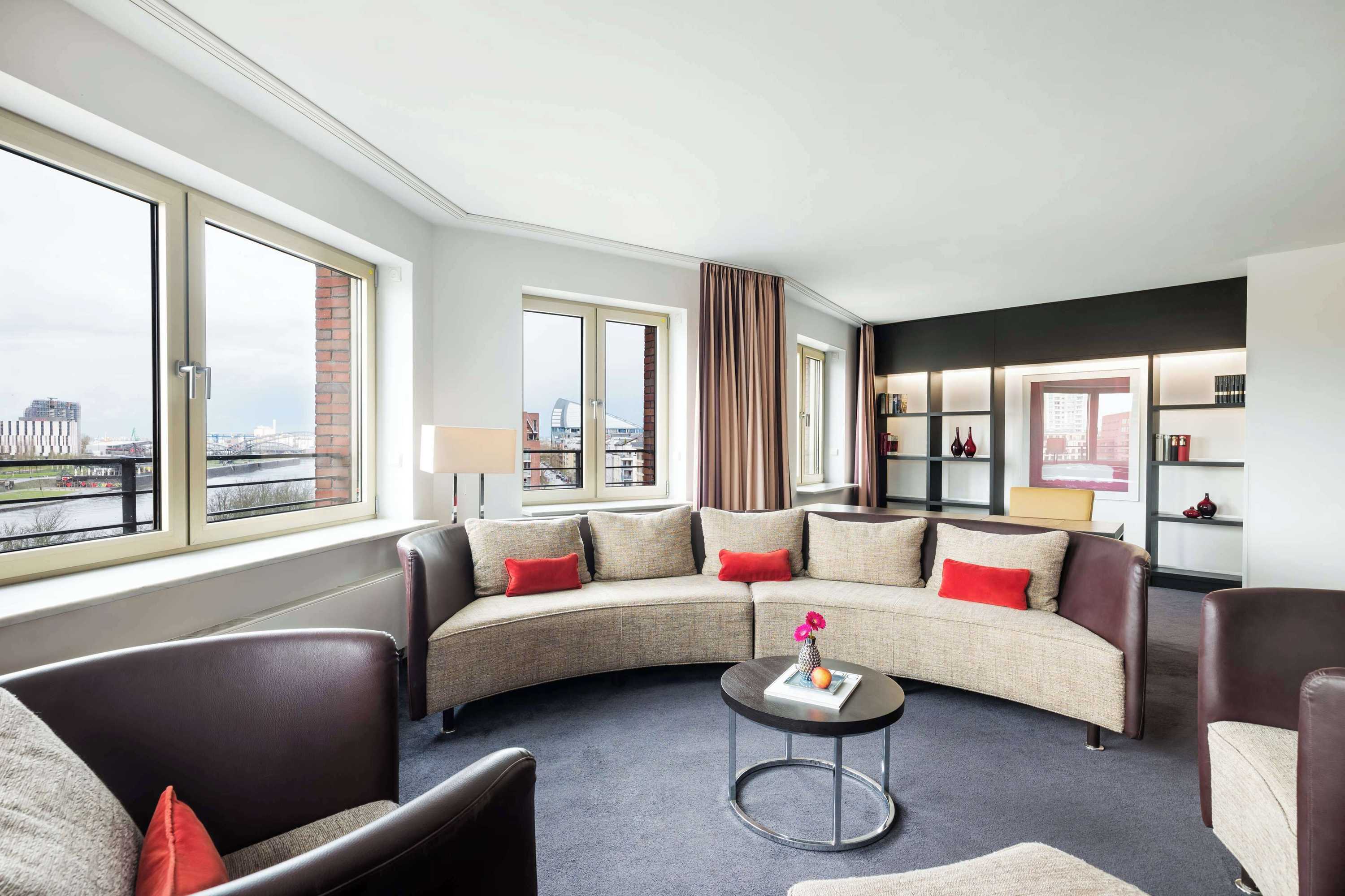 Gift card for Lindner Hotel Frankfurt Main Plaza, Part of Jdv by Hyatt Gift card for Lindner Hotel Frankfurt Main Plaza, Part of Jdv by Hyatt