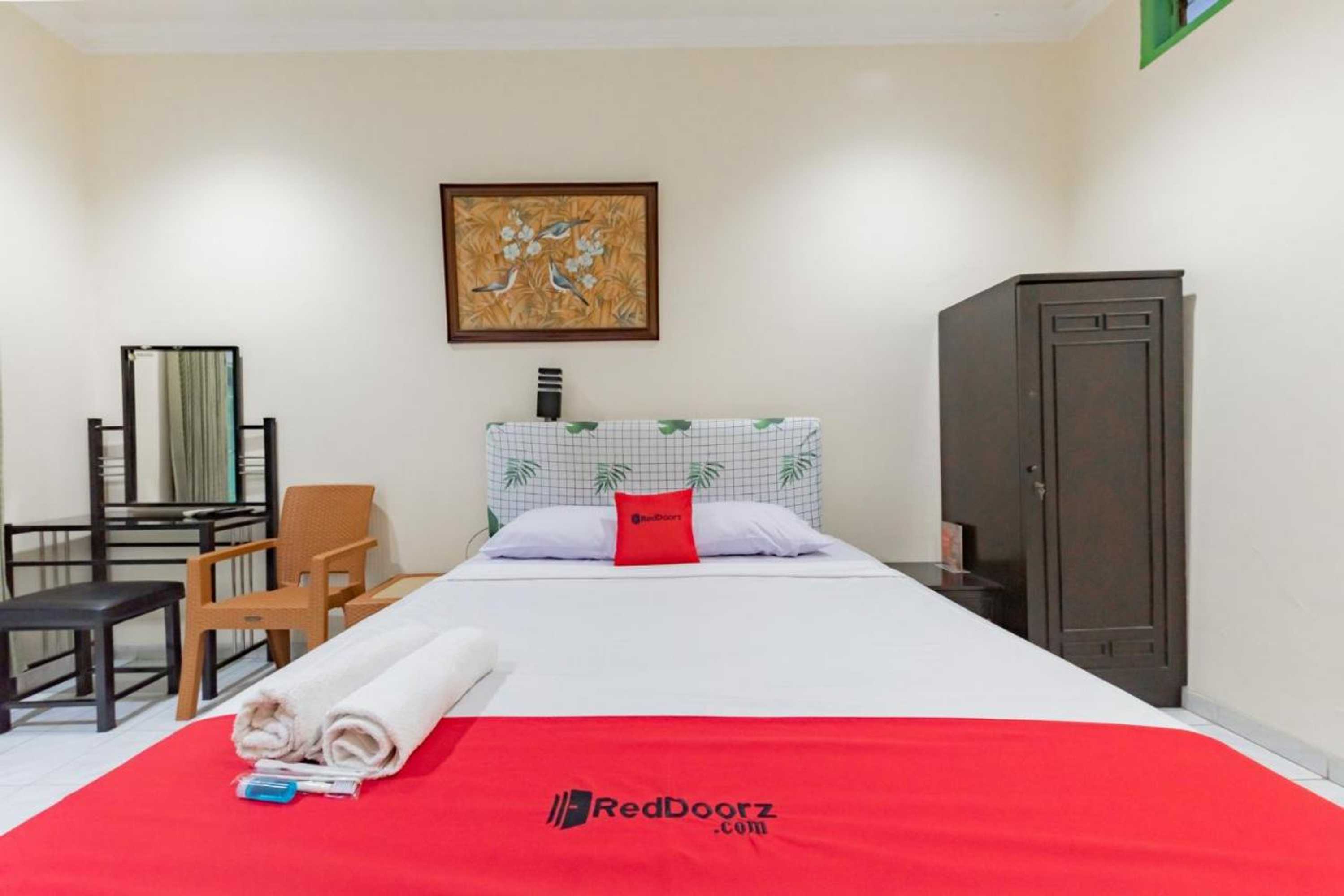 Gift card for Reddoorz @ Jalan RE Martadinata Sukabumi Gift card for Reddoorz @ Jalan RE Martadinata Sukabumi