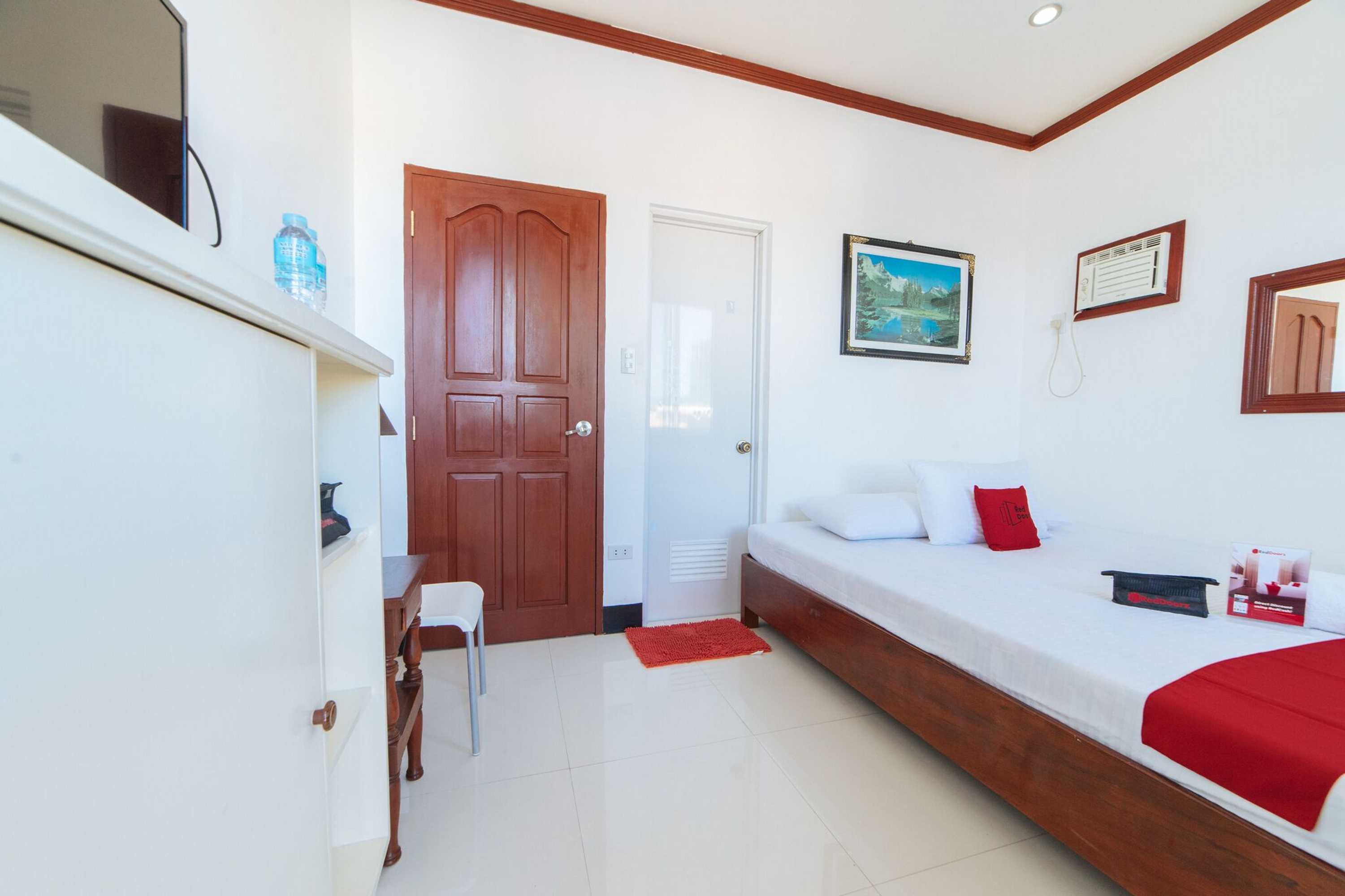 Gift card for Reddoorz Premium Near Museo De Baler Gift card for Reddoorz Premium Near Museo De Baler