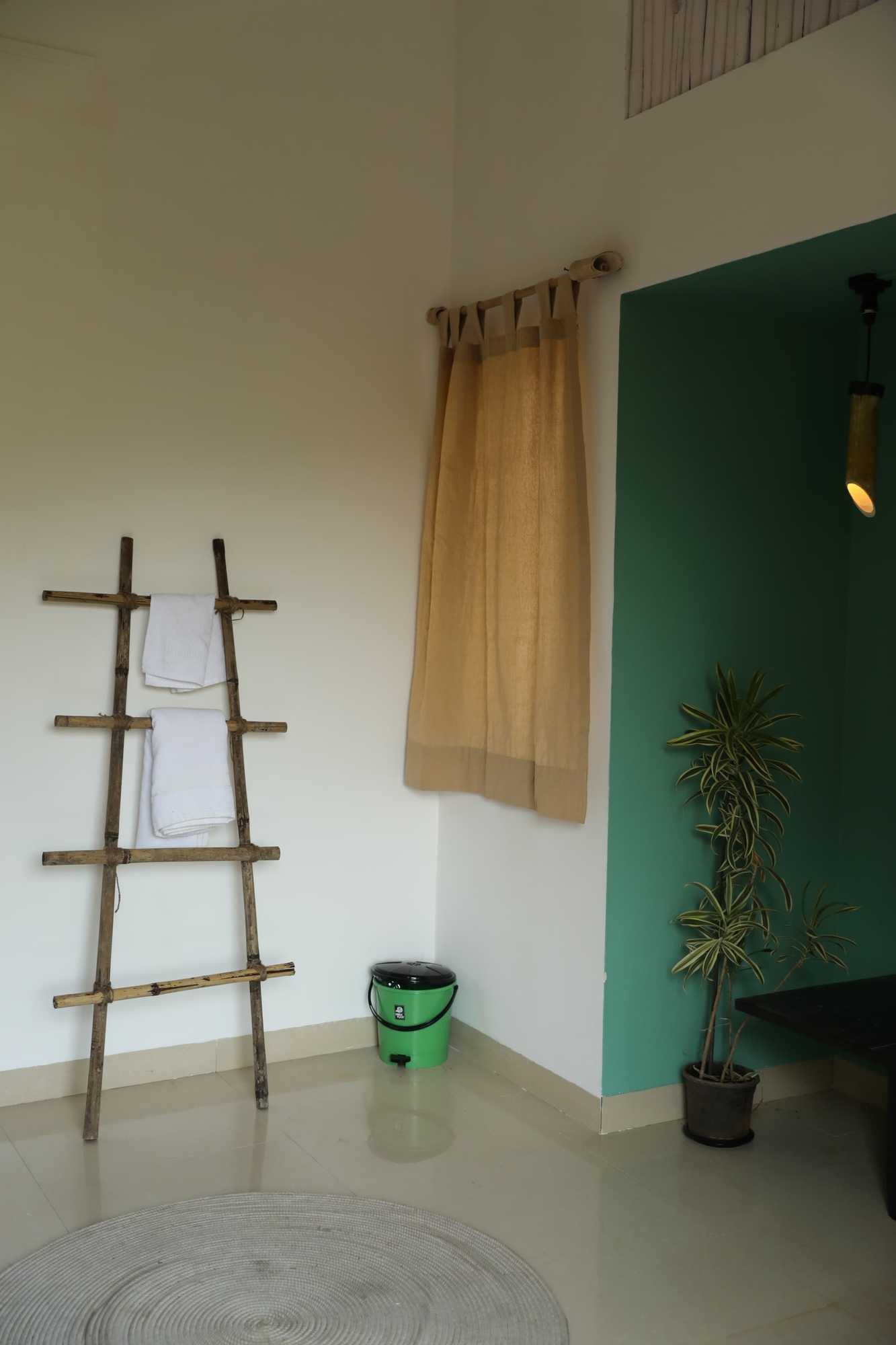 Gift card for Lakeside Boheme Inn