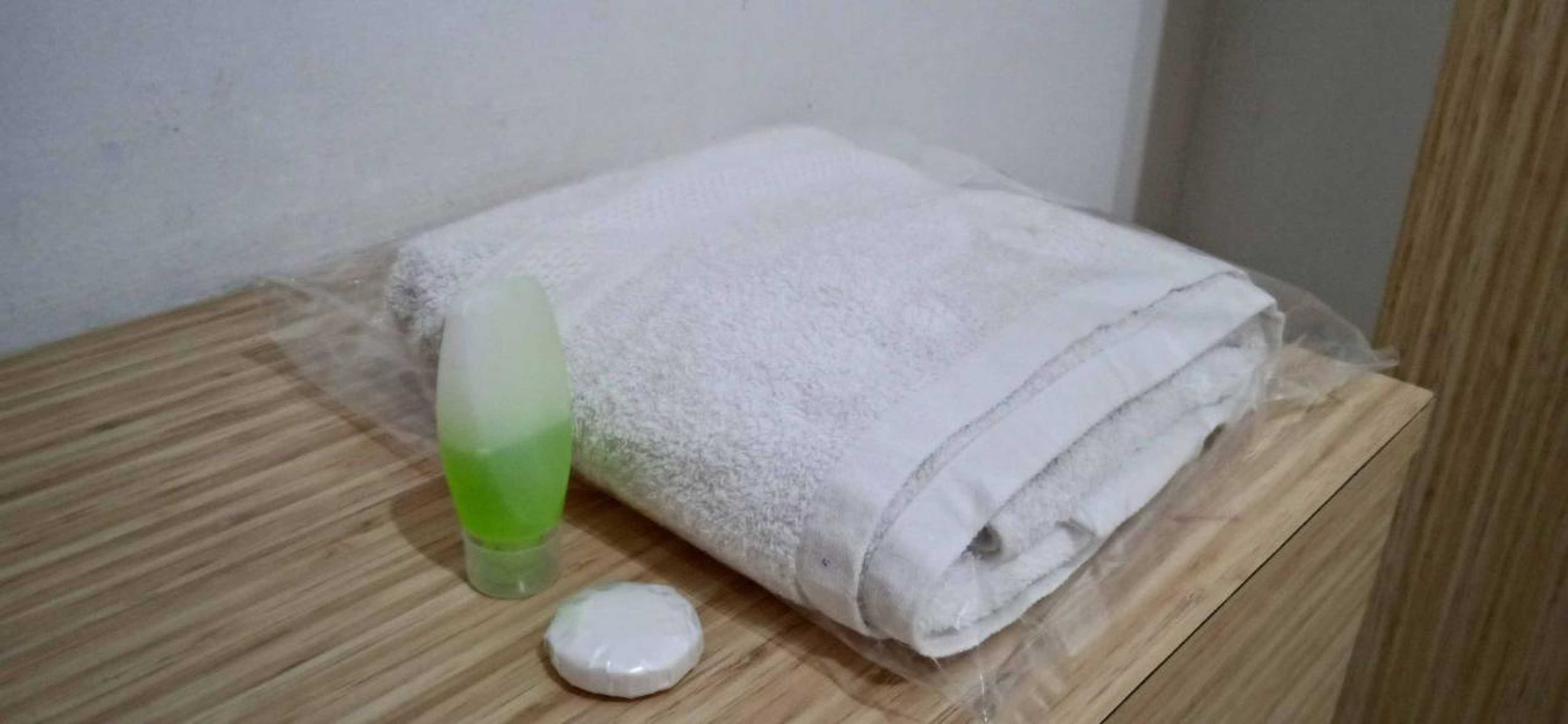 Gift card for Guest House Pinarak 2 Syariah Near Gor Satria Purwokerto Mitra Reddoorz Gift card for Guest House Pinarak 2 Syariah Near Gor Satria Purwokerto Mitra Reddoorz