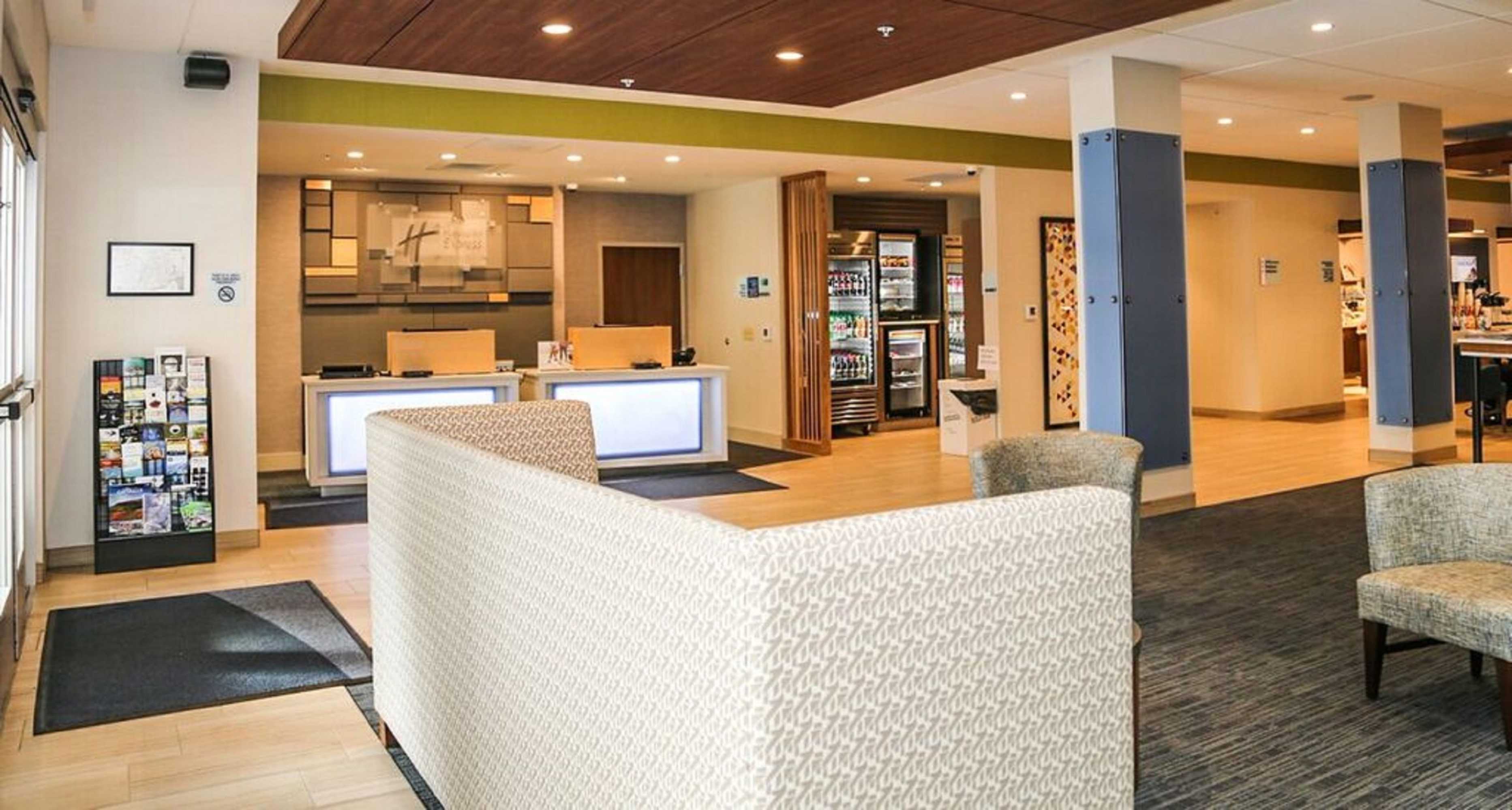 Gift card for Holiday Inn Express & Suites Kingston-Ulster by Ihg Gift card for Holiday Inn Express & Suites Kingston-Ulster by Ihg
