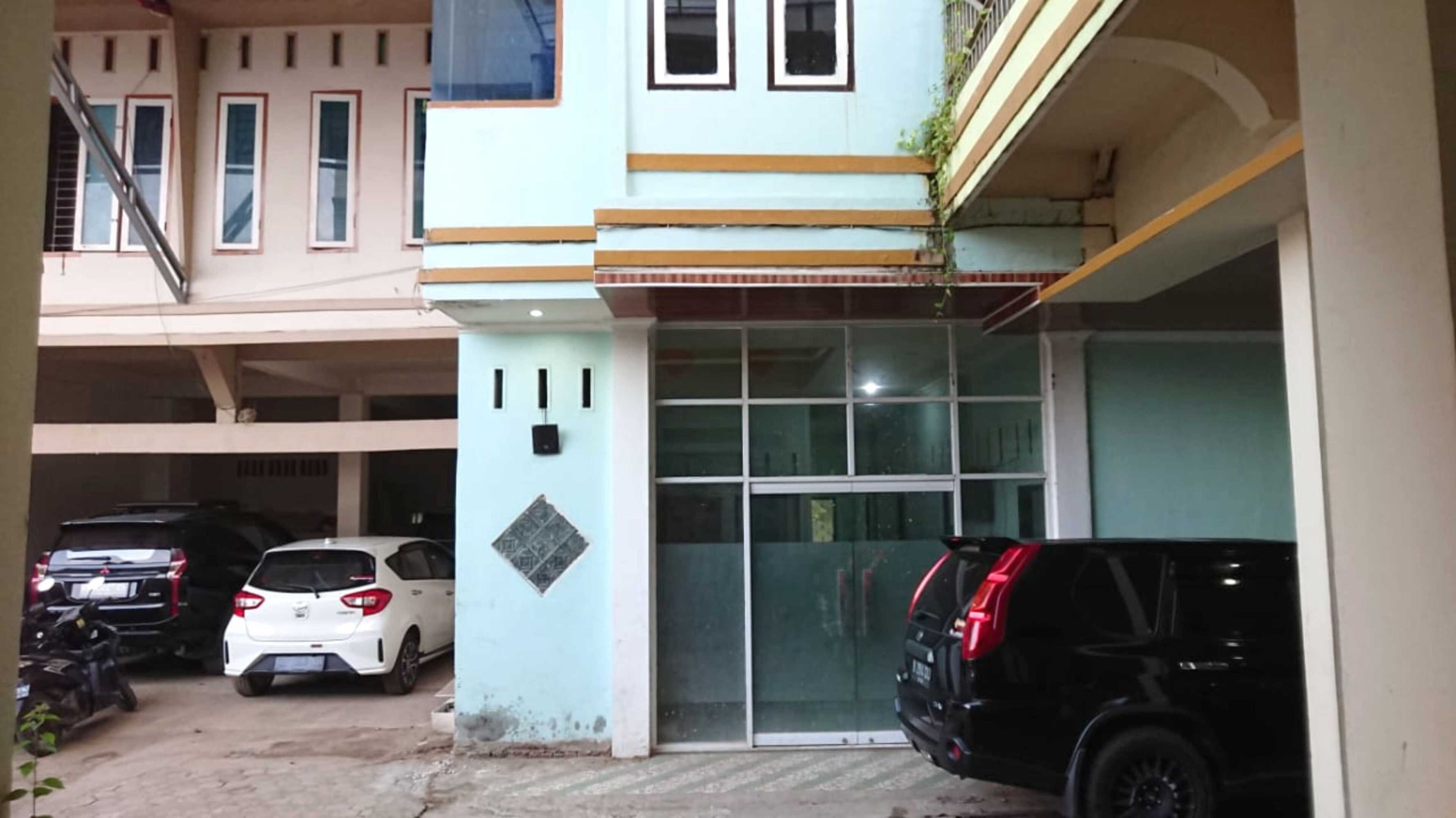Gift card for Oyo 92596 Al-Razzaq Guest House Gift card for Oyo 92596 Al-Razzaq Guest House
