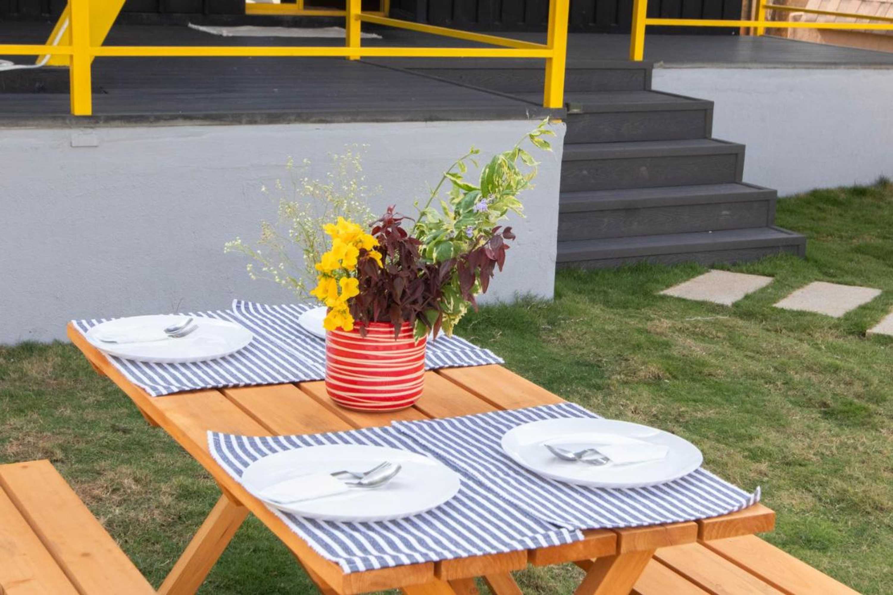 Gift card for 16 Bedouin