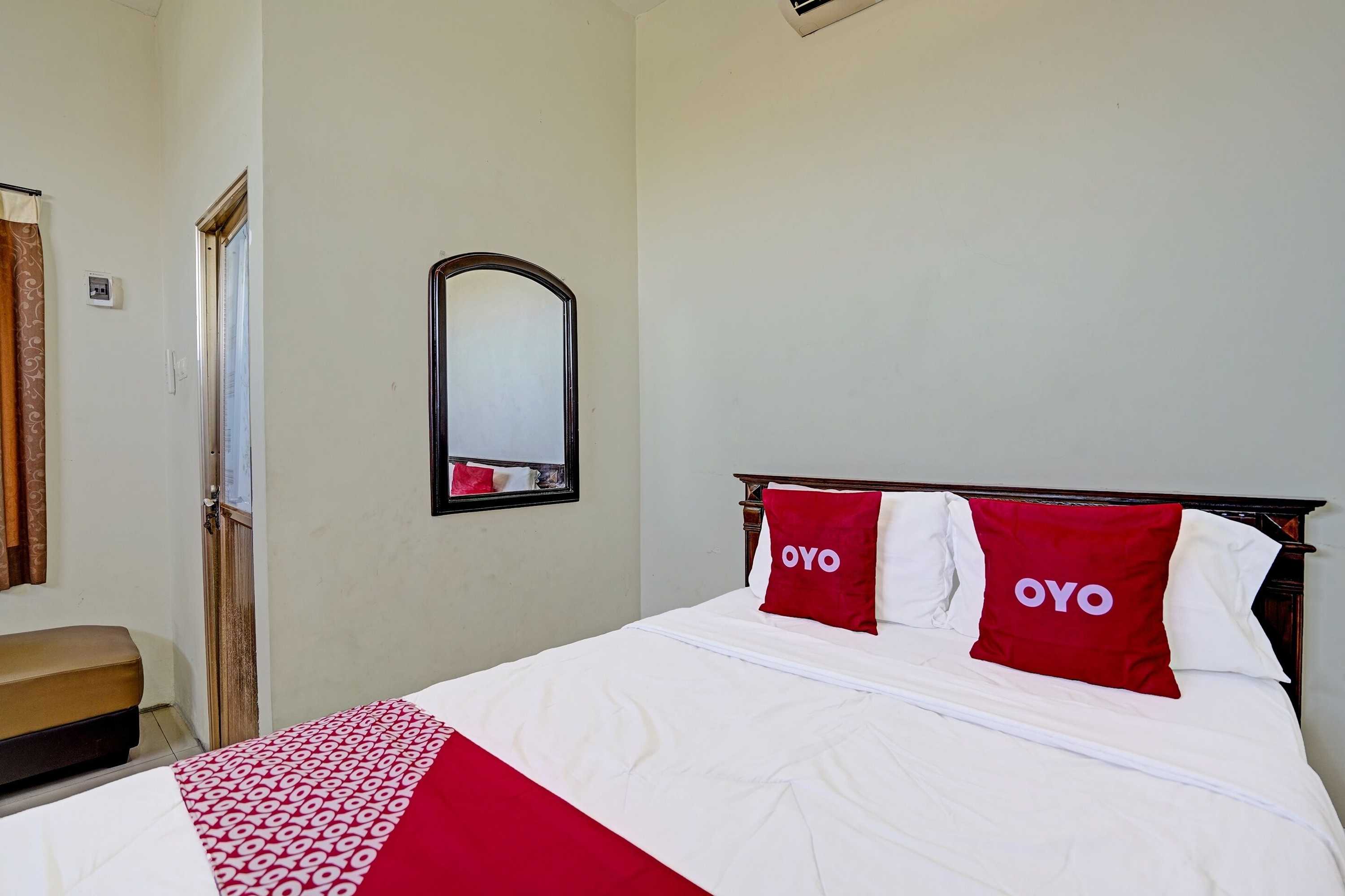 Gift card for Oyo Life 91587 Griya Buah De5 Syariah Gift card for Oyo Life 91587 Griya Buah De5 Syariah