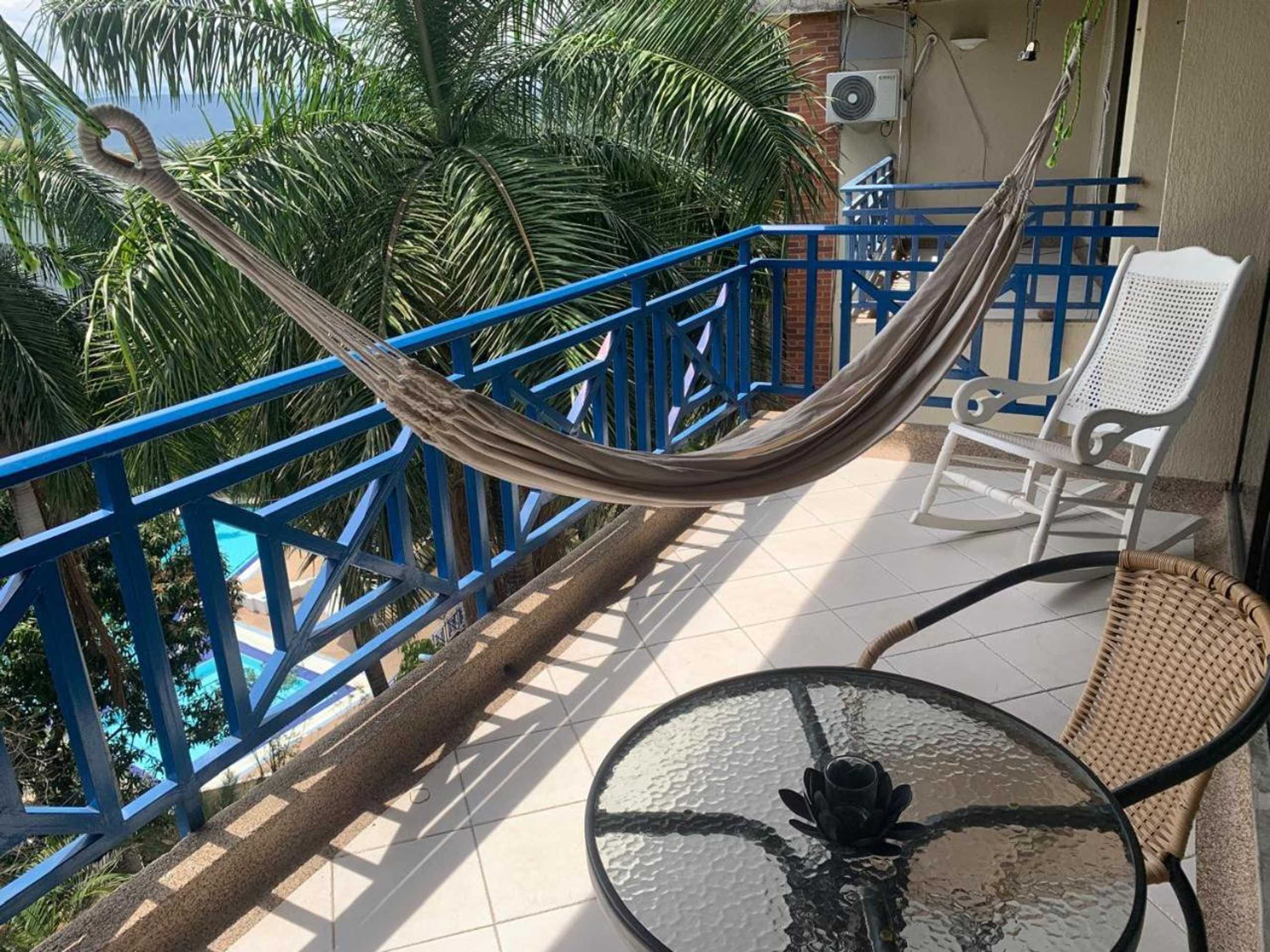 Gift card for Condominio Girardot Resort Apartamento 6-402 Vista a Las Montañas y Piscinas ,wi-Fi, Netflix - Rnt # 96655