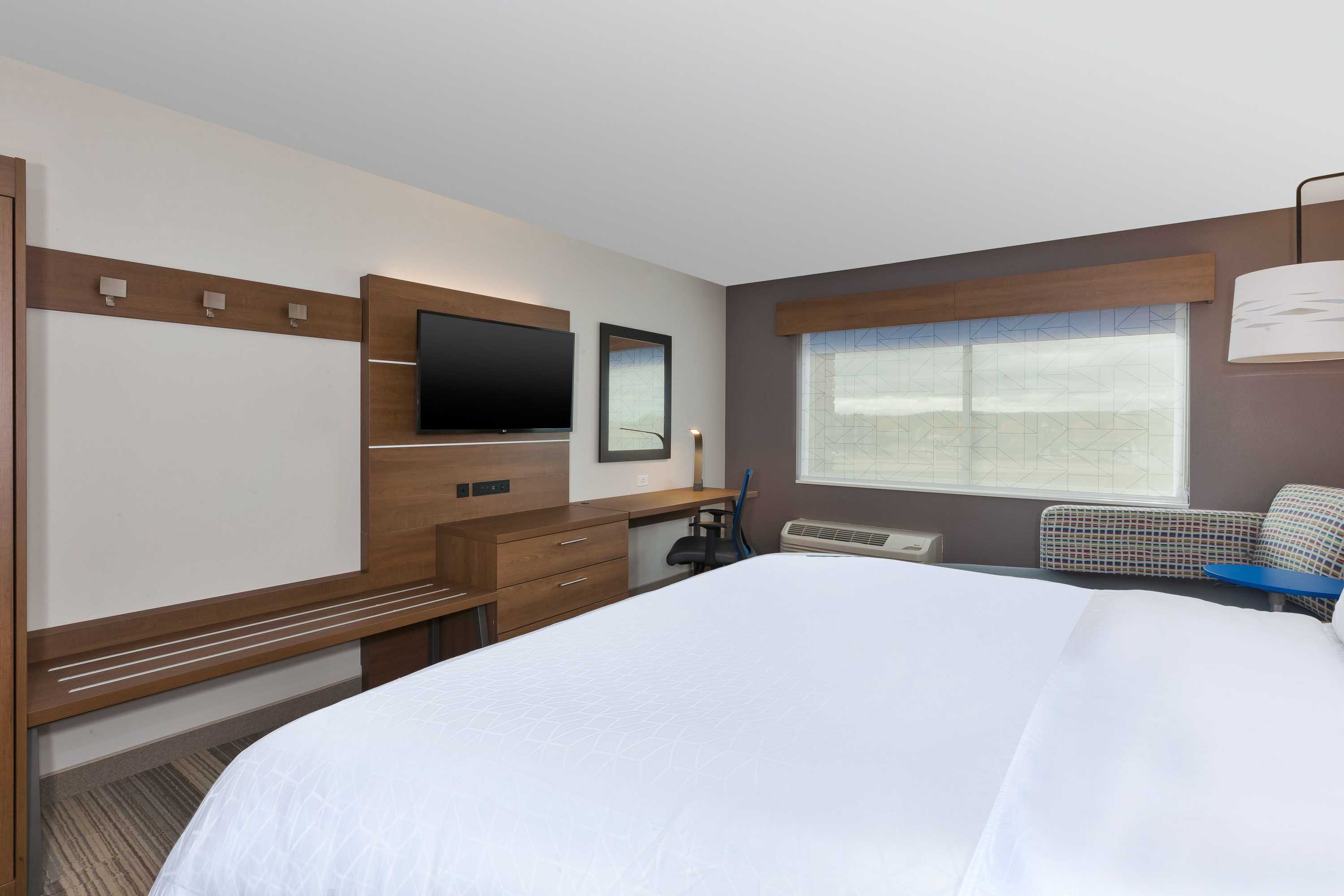 Gift card for Holiday Inn Express & Suites Eau Claire West I-94 by Ihg Gift card for Holiday Inn Express & Suites Eau Claire West I-94 by Ihg