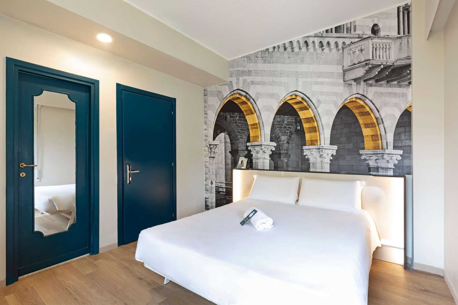 Gift card for B&b Hotel Como City Center