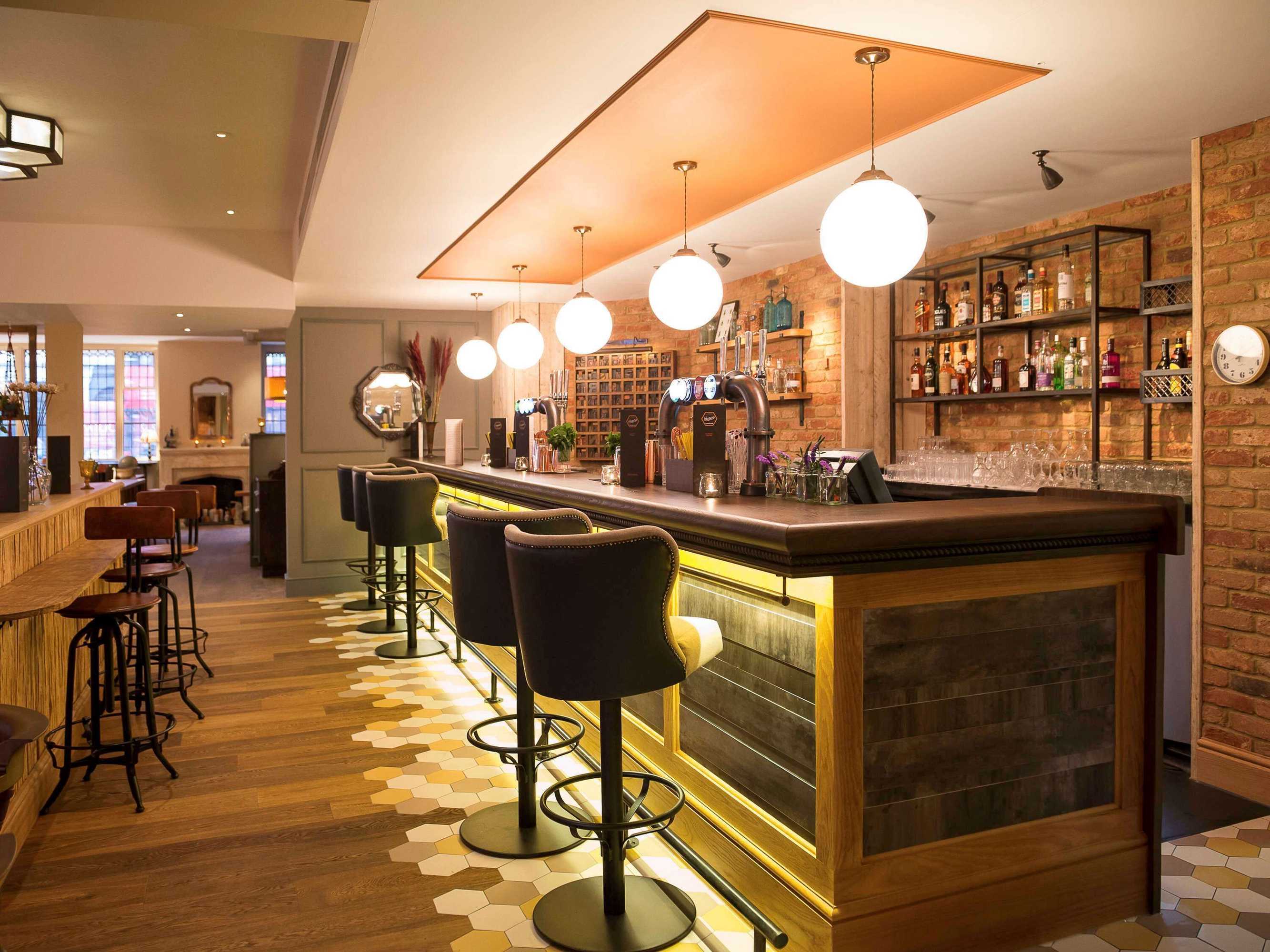 Gift card for Mercure Oxford Eastgate Hotel Gift card for Mercure Oxford Eastgate Hotel