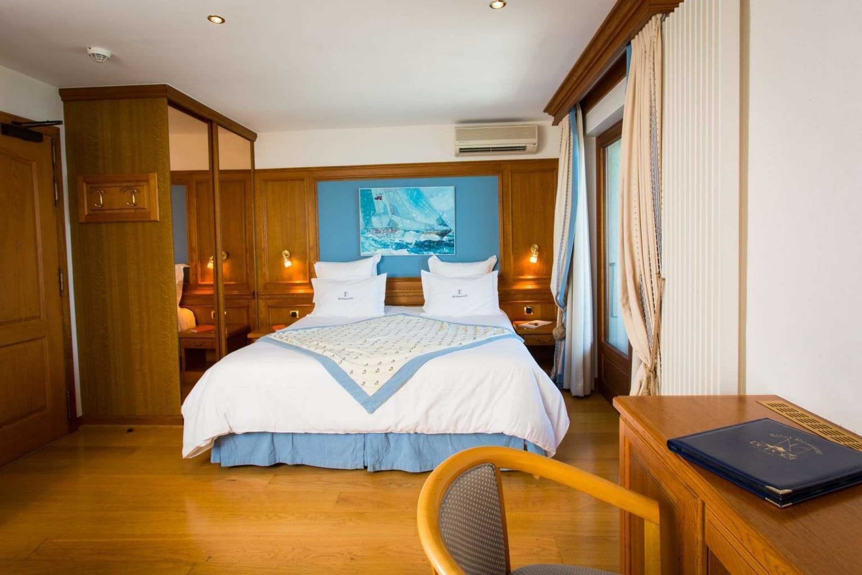 Gift card for Hotel Restaurant Du Port Gift card for Hotel Restaurant Du Port