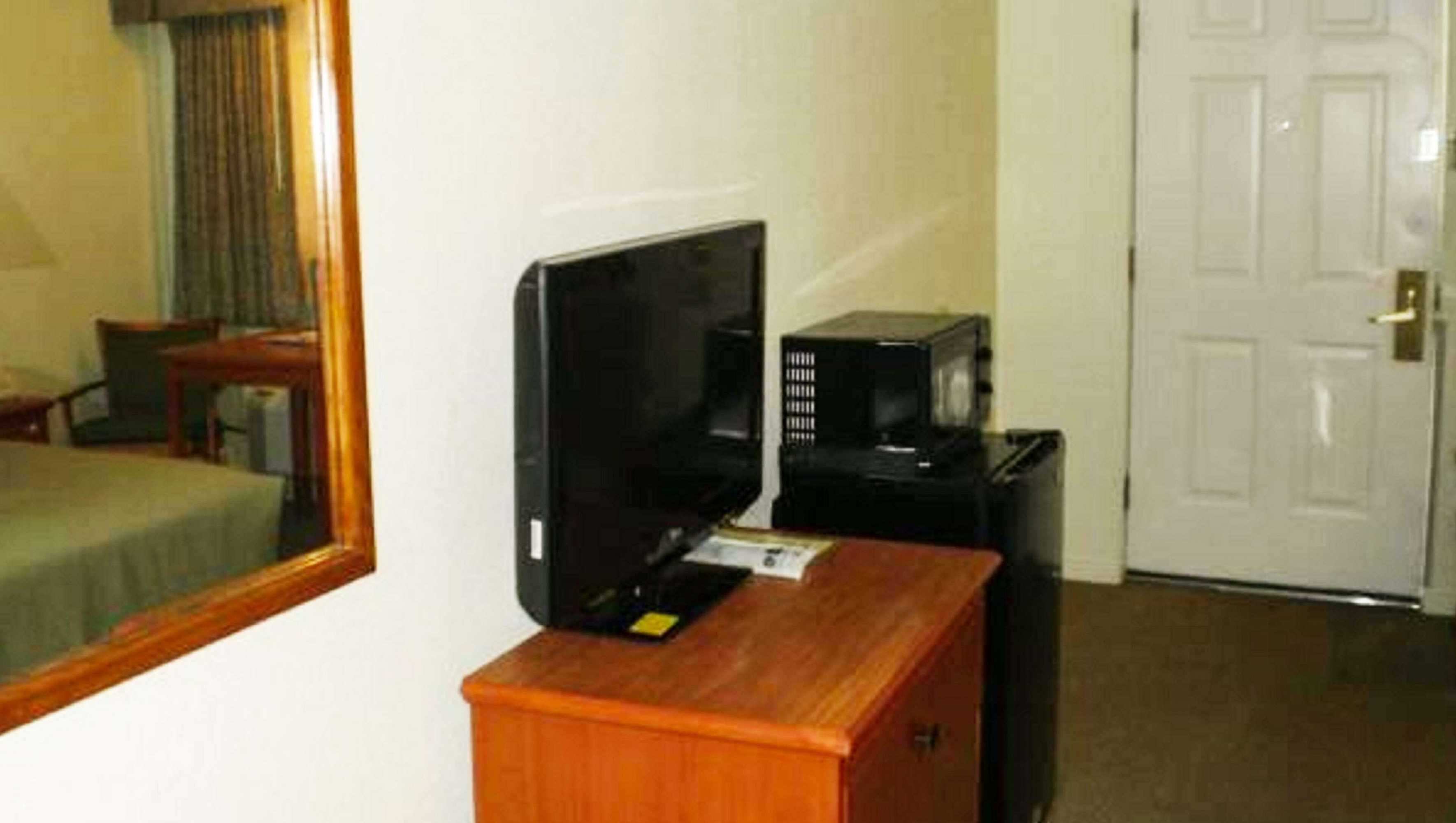 Gift card for Magnuson Hotel Park Vue