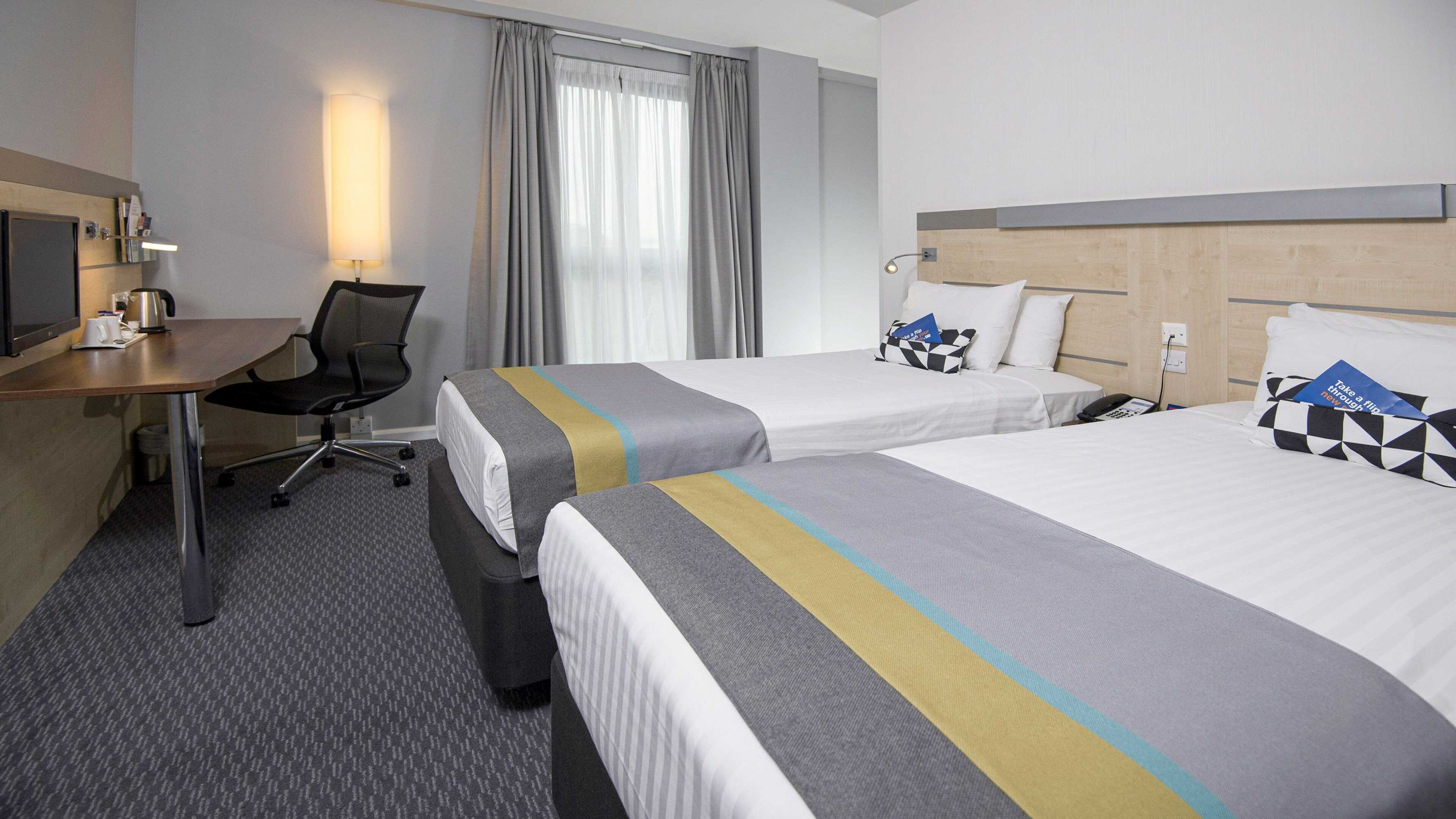 Gift card for Holiday Inn Express Hull City Centre by Ihg Gift card for Holiday Inn Express Hull City Centre by Ihg