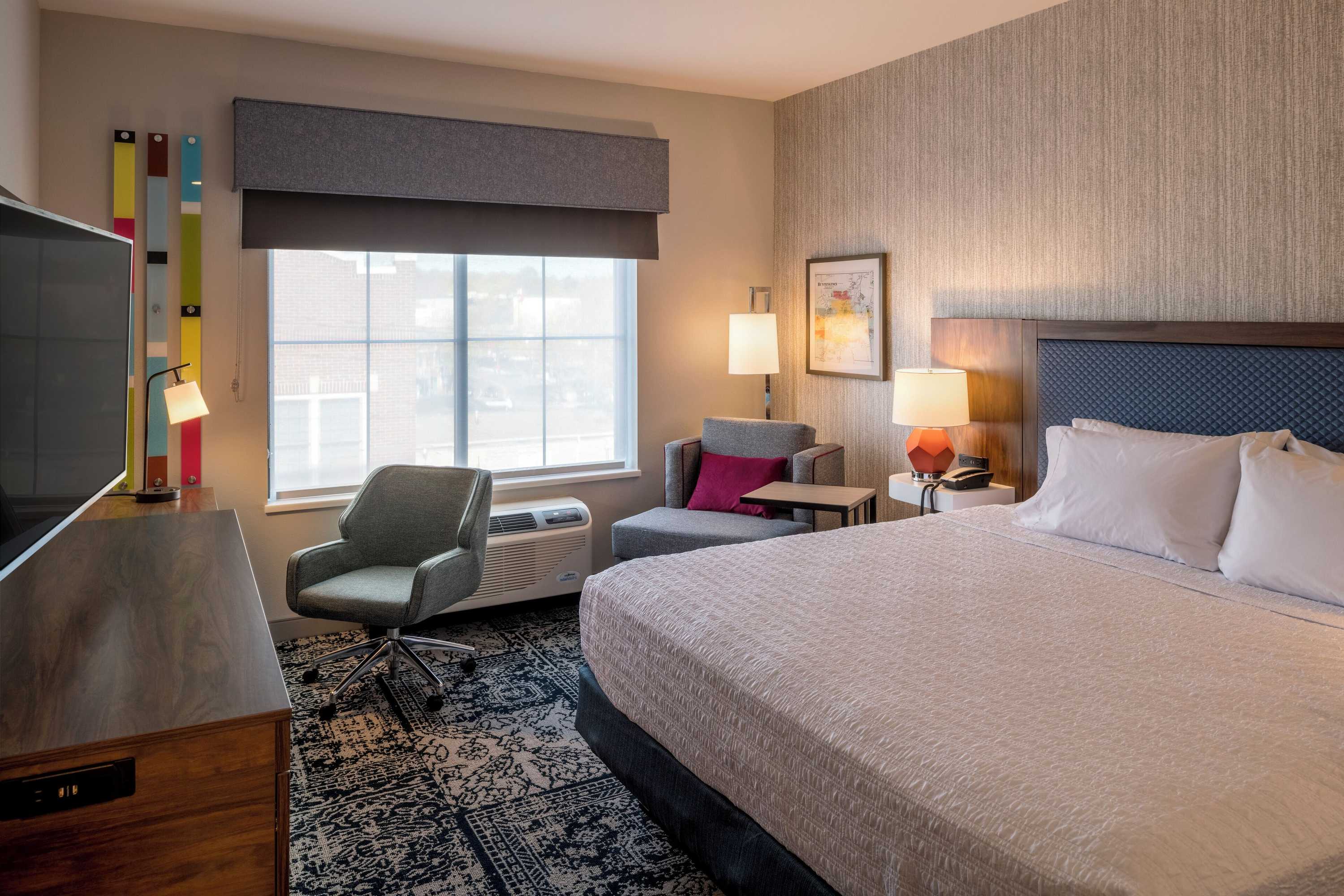Gift card for Hampton Inn & Suites Huntington Downtown Gift card for Hampton Inn & Suites Huntington Downtown