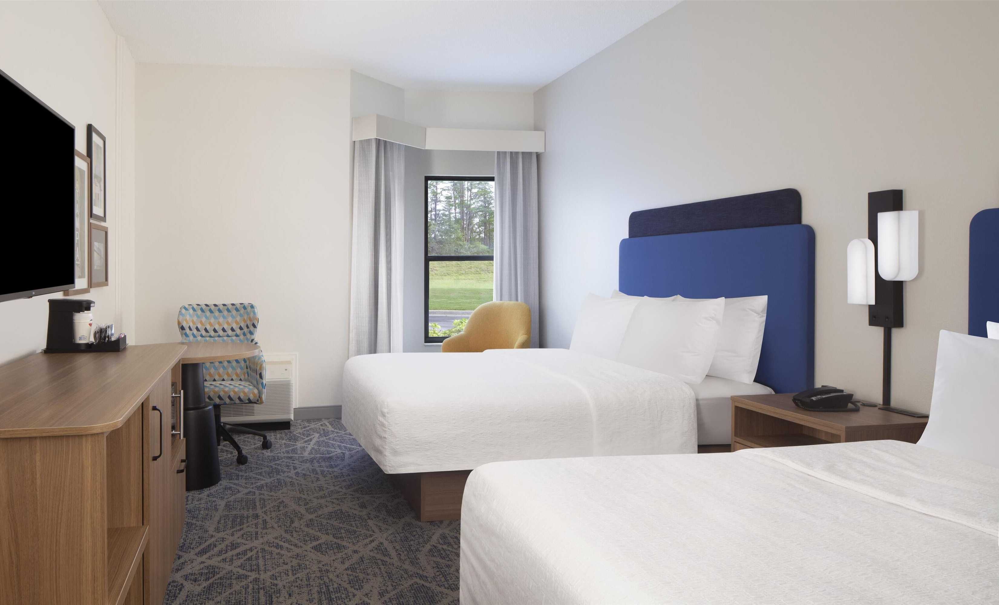 Gift card for Hampton Inn & Suites Tampa-North Gift card for Hampton Inn & Suites Tampa-North