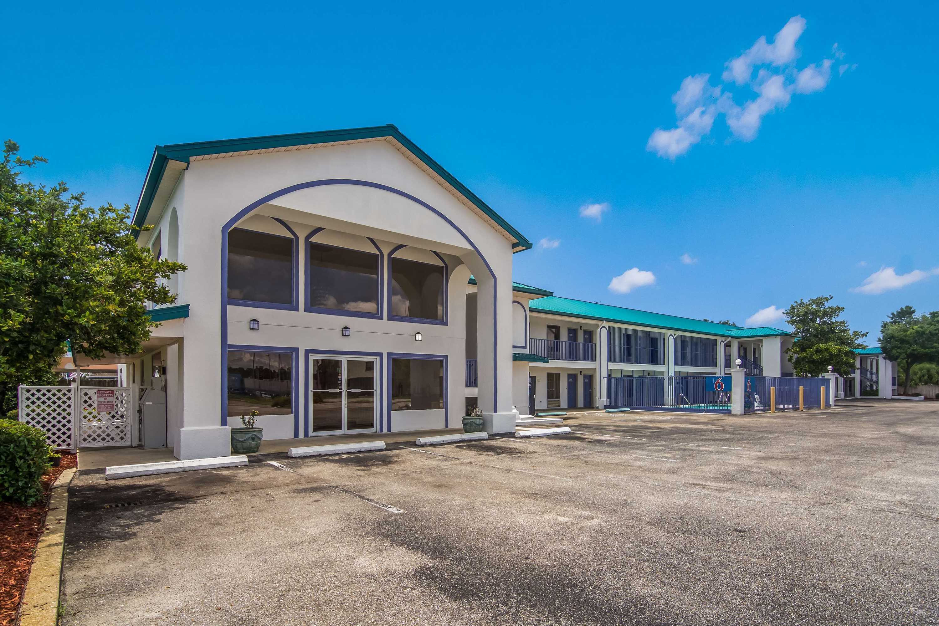 Gift card for Motel 6 Pensacola, FL - Nas